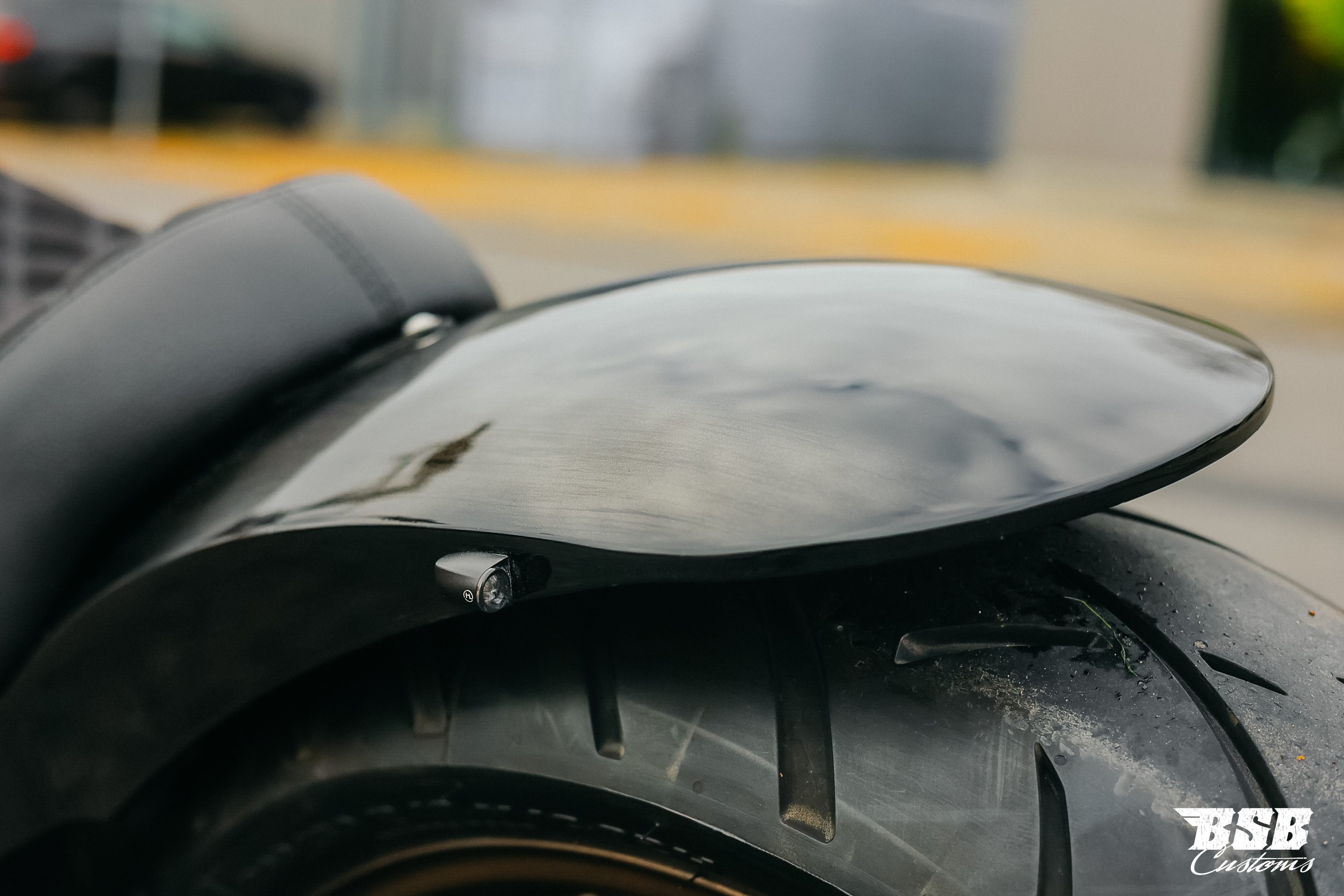 2011 Harley Davidson FLSTC Heritage Softail,viele Extras wie Jekil&Hyde / FAT SPOKE / Airbrush / Ape Hanger ...  Finanzierung möglich 