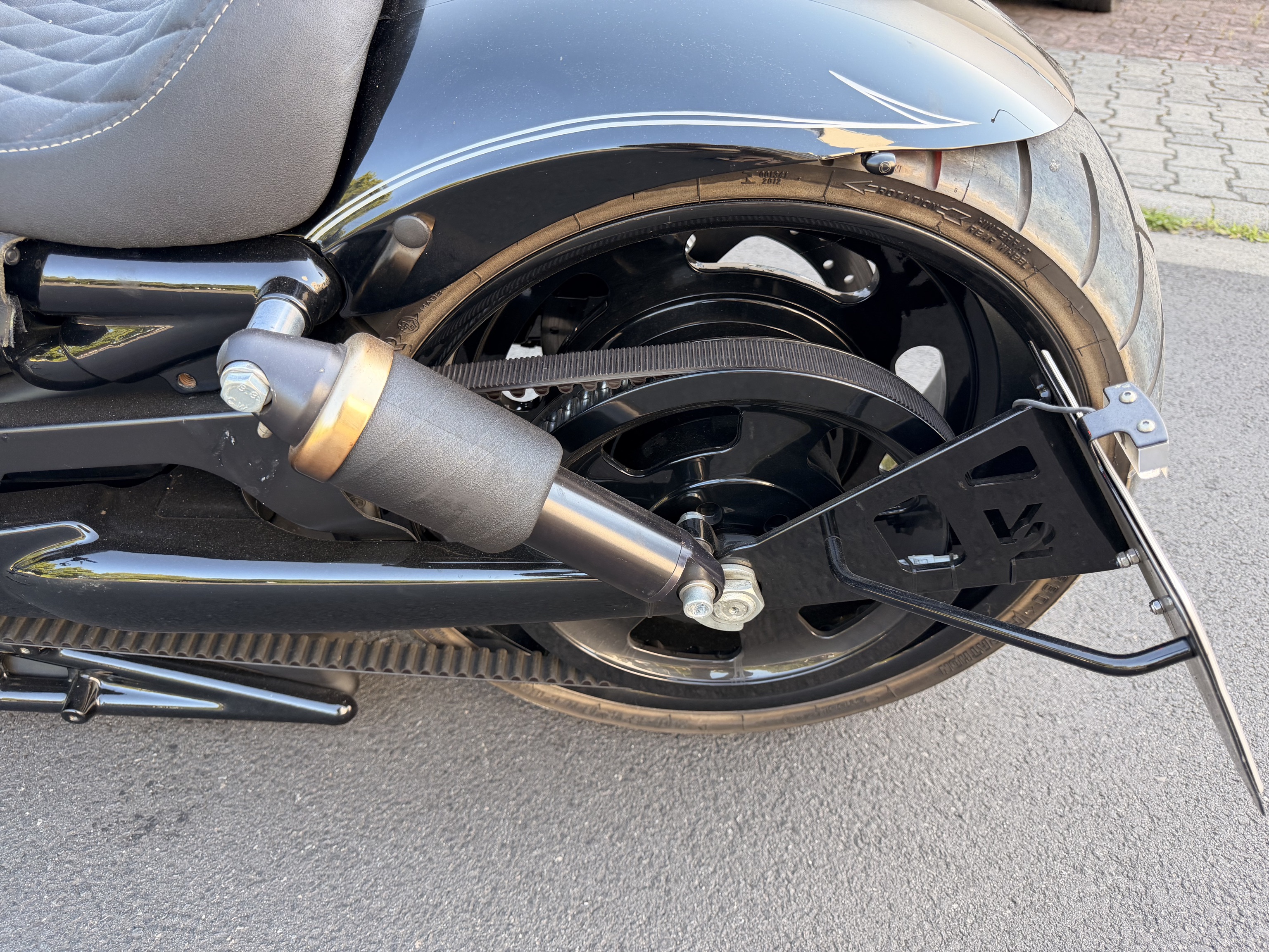 2008 Harley Davidson V-ROD edler Umbau 280-er,  NLC Anlage, Airride und vieles mehr .. ab 300 EUR finanzieren 