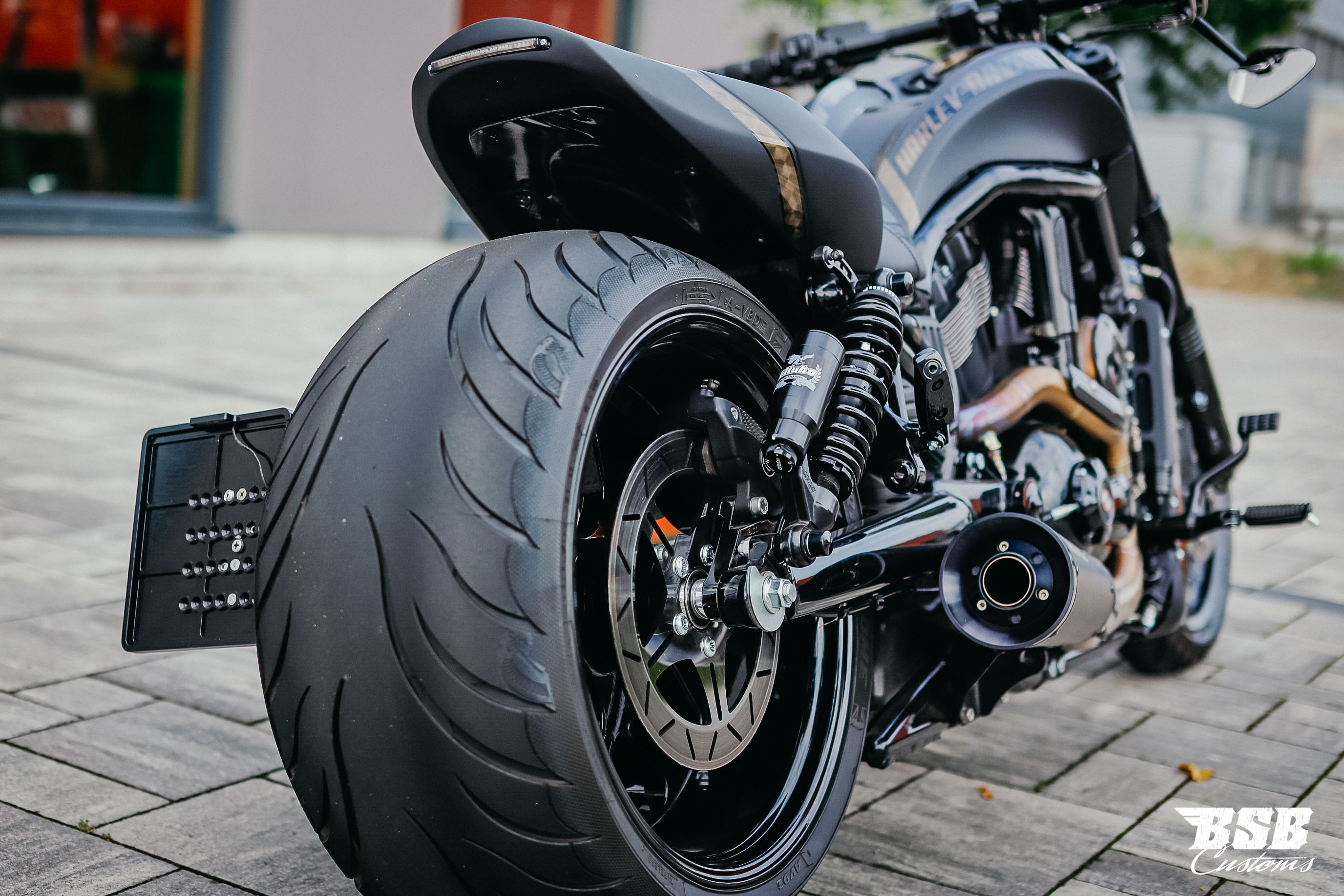 _MG_0222di9ABOVWNZYl1 2013 Harley Davidson Night Rod, 300er Umbau, Akrapovic, Ricks Schwinge, und vieles mehr