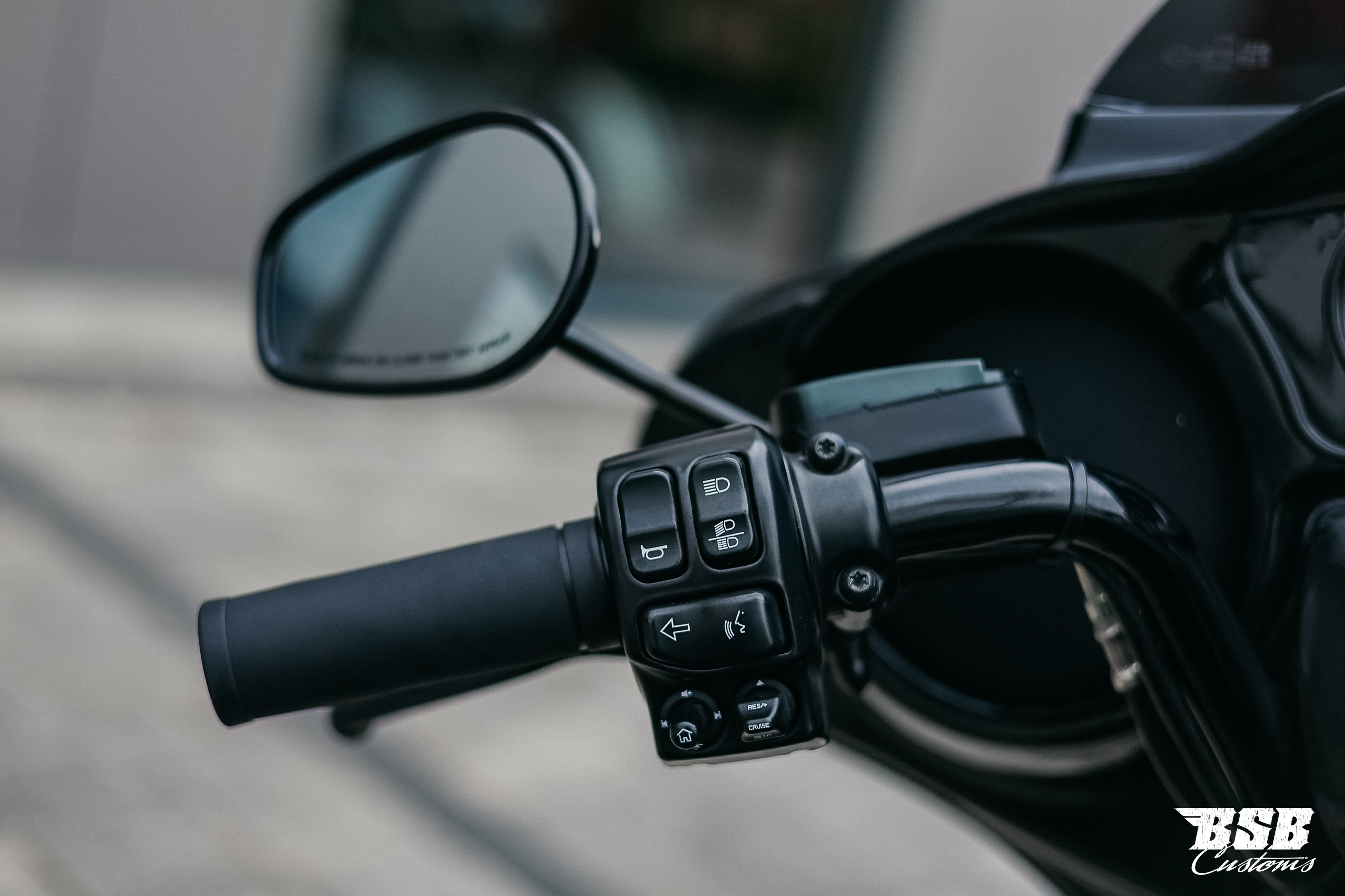 2016 Harley Davidson FLHXS Street Glide Spezial - ABS -Top Zustand ... Finanzierung ab 5,99% möglich 