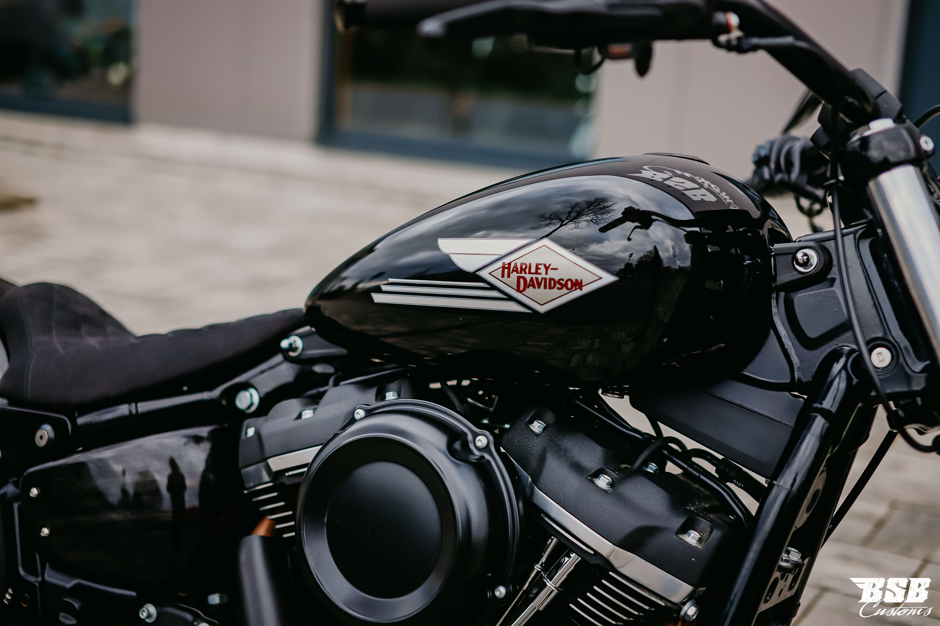 2020 FXBB 107 Softail Street BOB mit Umbau und Jekill & Hyde Anlage bereits ab 285 EUR finanzieren