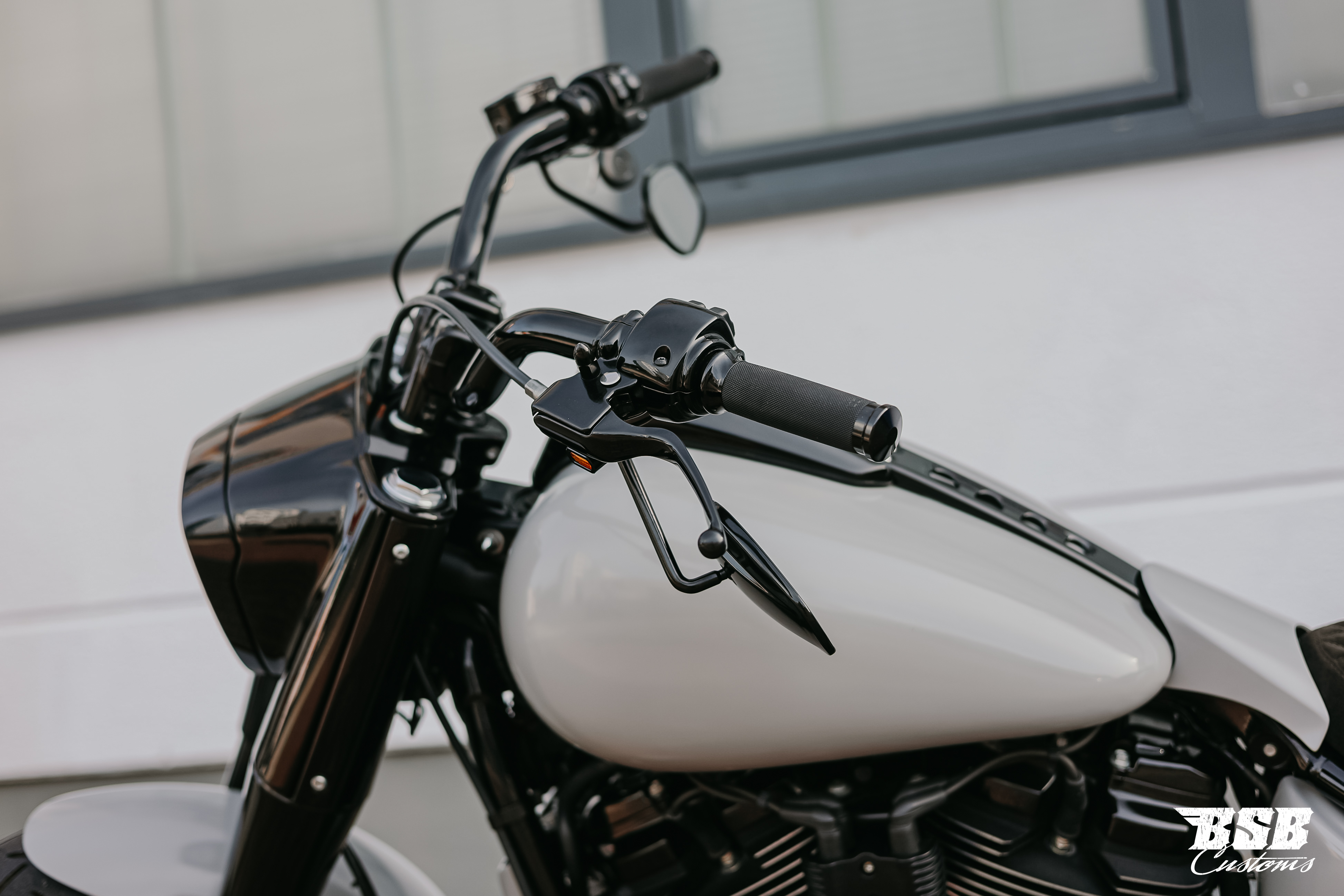 2018 Harley Davidson FAT BOY 107 CUI mit Umbau // Finanzierung ab 4,99% ohne Anzahlung möglich 