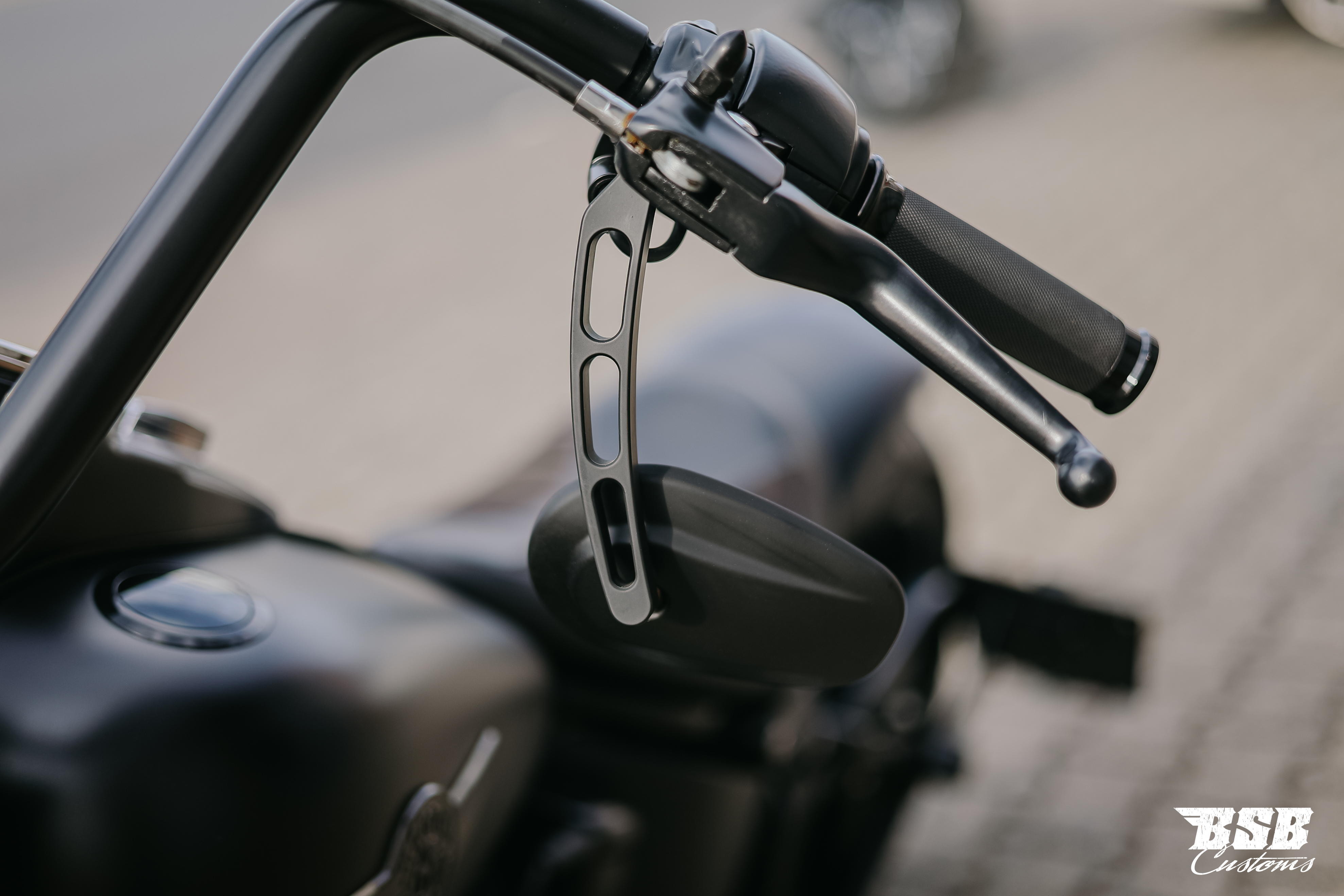 2012 Harley Davidson  Softail 103 CUI Mega-Umbau  ///  Jekill & Hyde Anlage / Finanzierung ab 5,99% möglich  ab 200 eur / mtl.