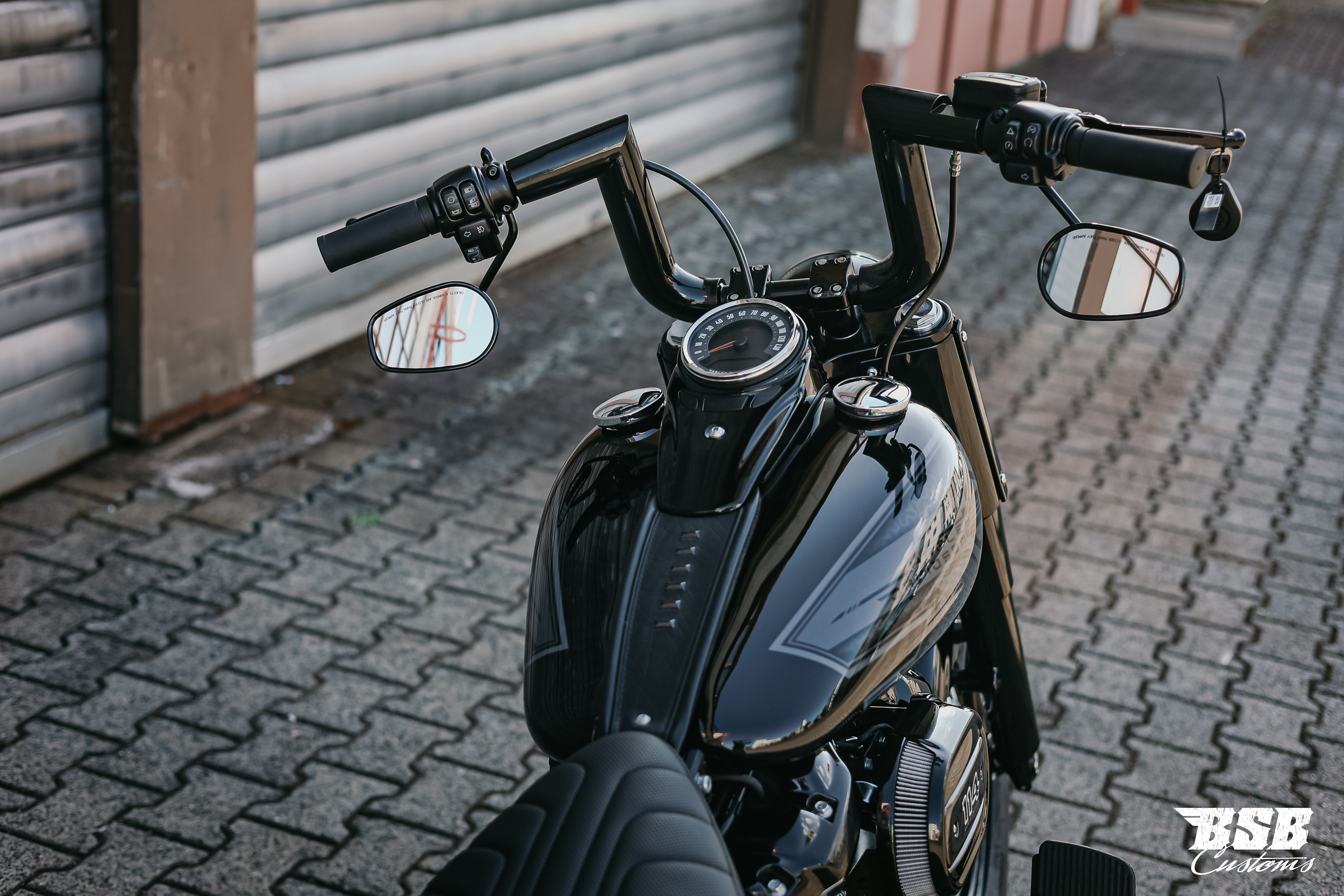 2021 Harley Davidson FLHCS Heritage Softail ABS 114 CUI mit Umbau // Finanzierung ab 4,99% ohne Anzahlung möglich 
