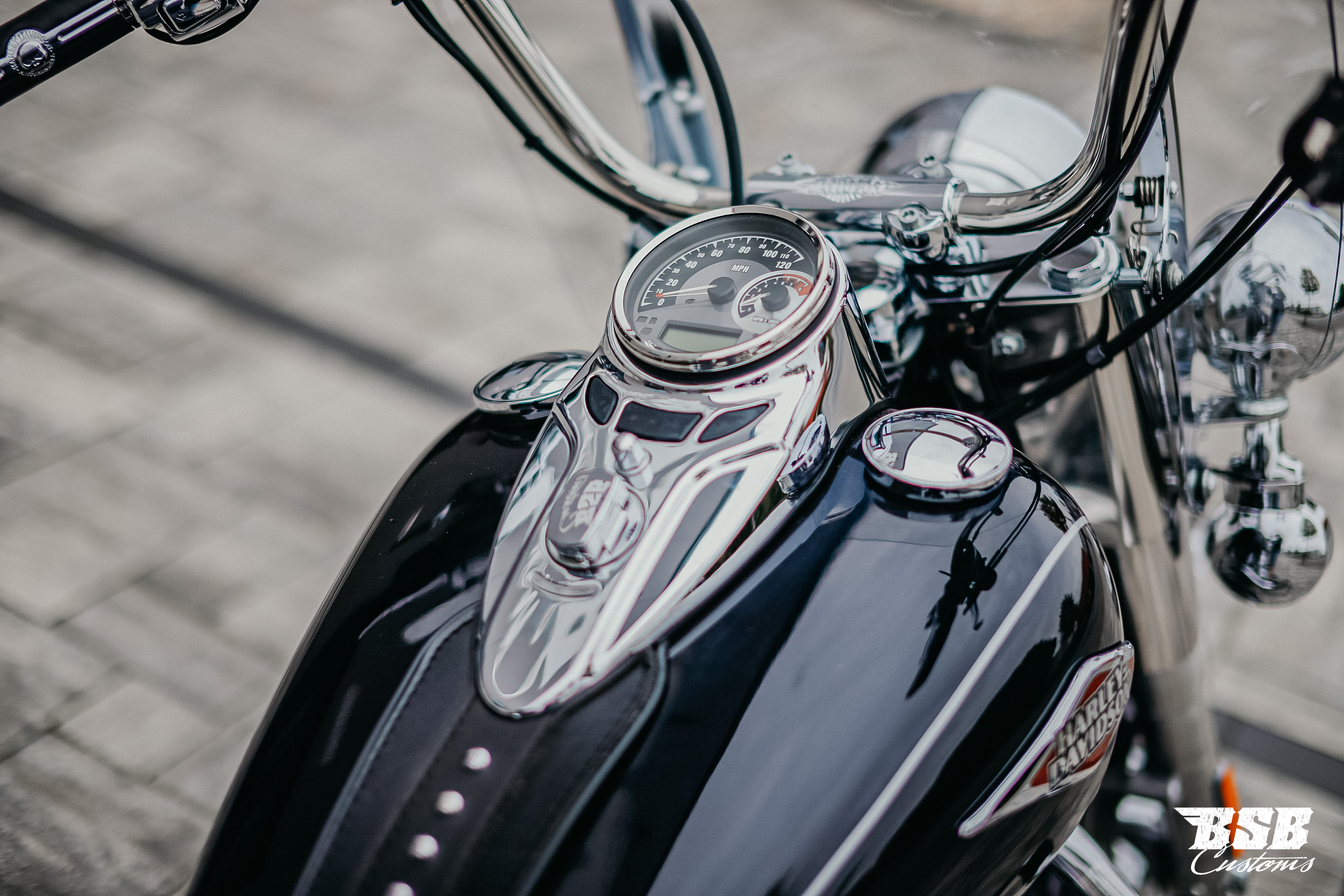 2013 FLSTC Heritage Softail Classic  Top Zustand sehr viele Extras ab 200,- EUR finanzieren