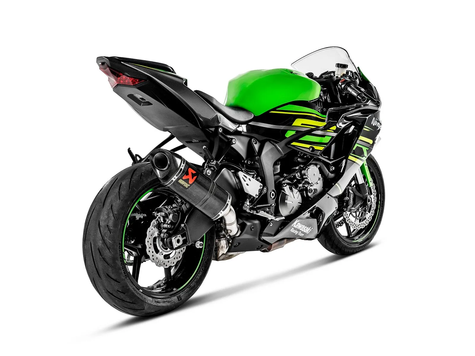 Akrapovič Slip-On Schalldämpfer Carbon / Carbon für Kawasaki Ninja ZX-6R 600 & 636