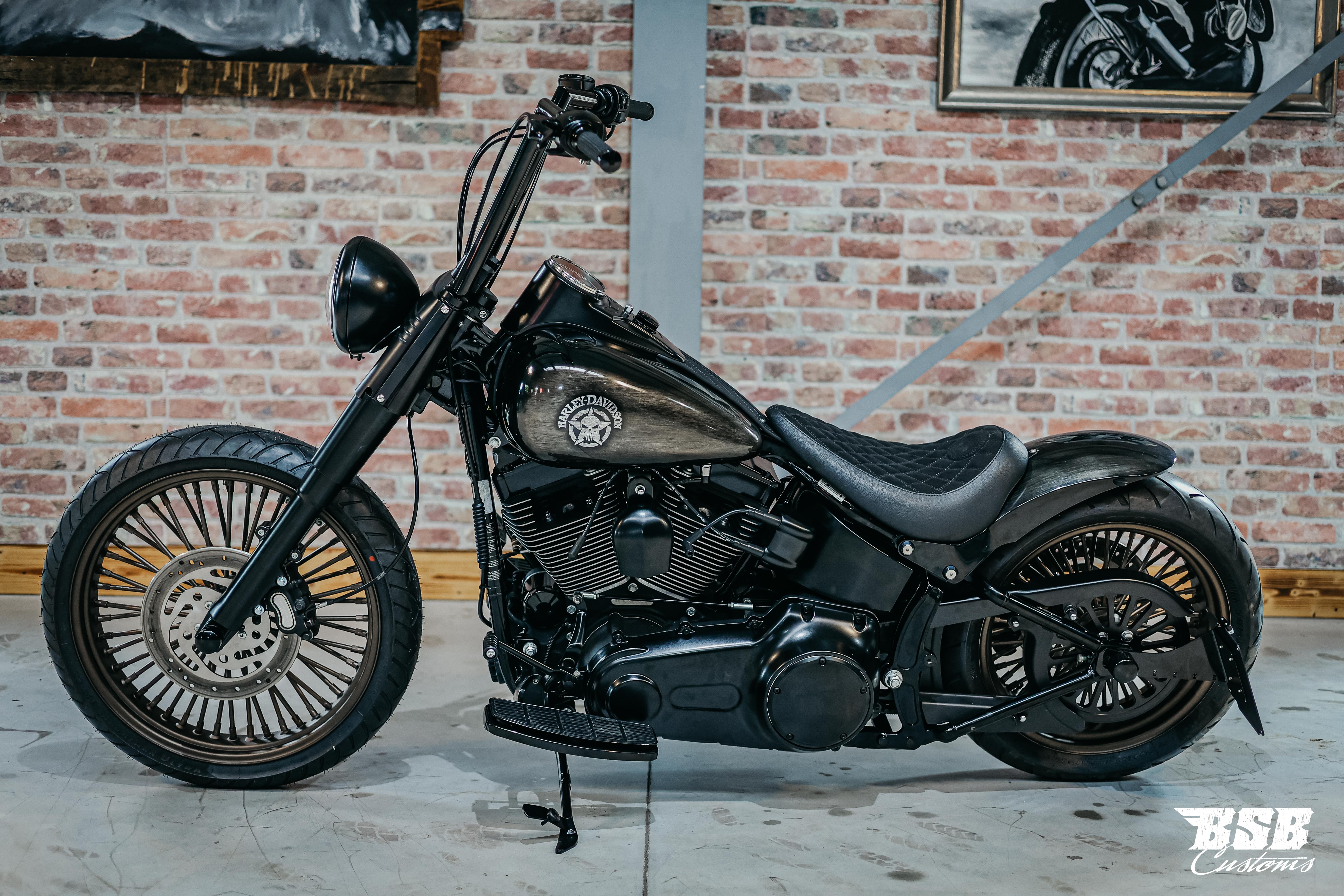 2011 Harley Davidson FLSTC Heritage Softail,viele Extras wie Jekil&Hyde / FAT SPOKE / Airbrush / Ape Hanger ...  Finanzierung möglich 