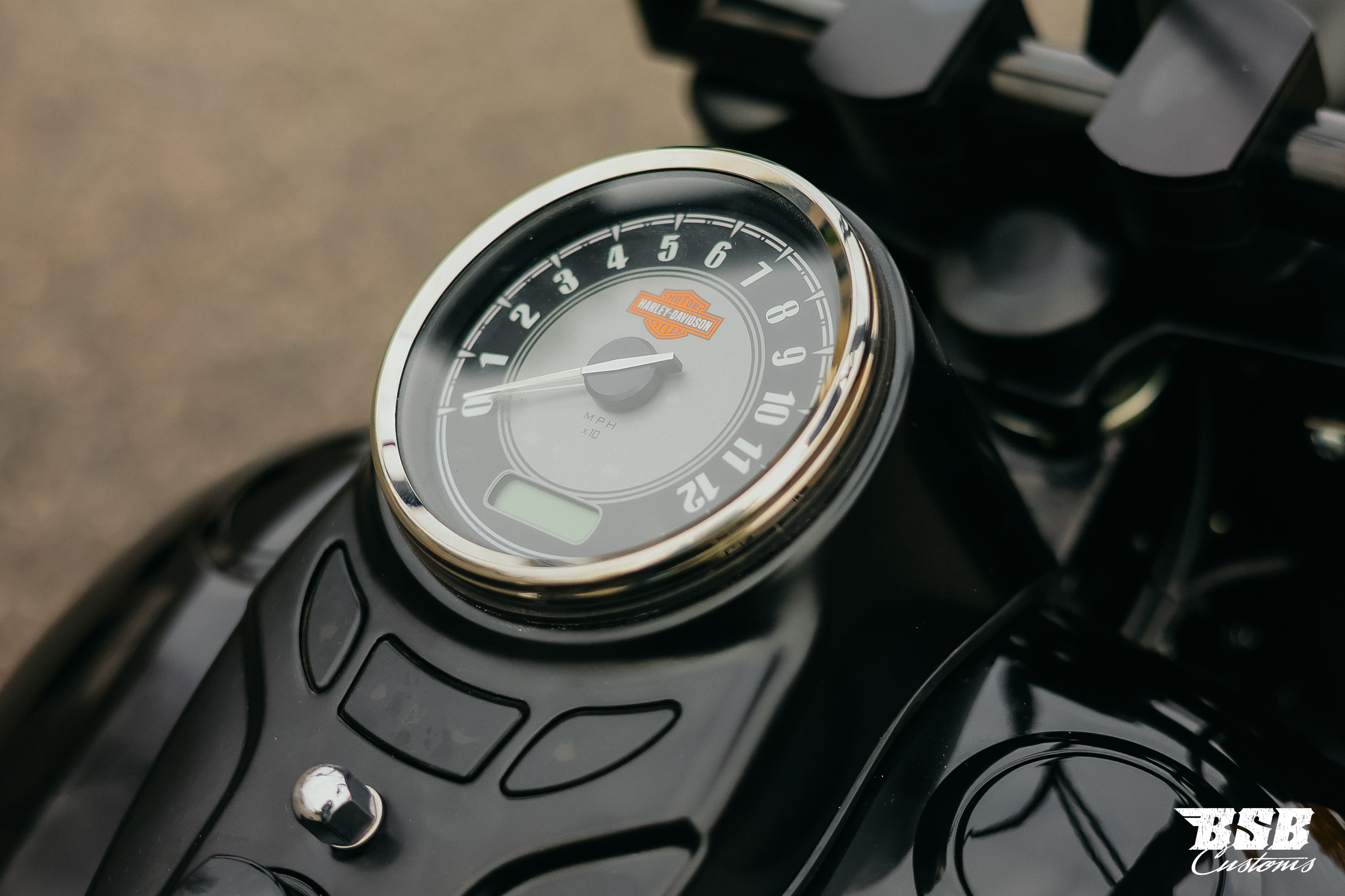 2011 Harley Davidson FLSTC Heritage Softail,viele Extras wie Jekil&Hyde / FAT SPOKE / Airbrush / Ape Hanger ...  Finanzierung möglich 