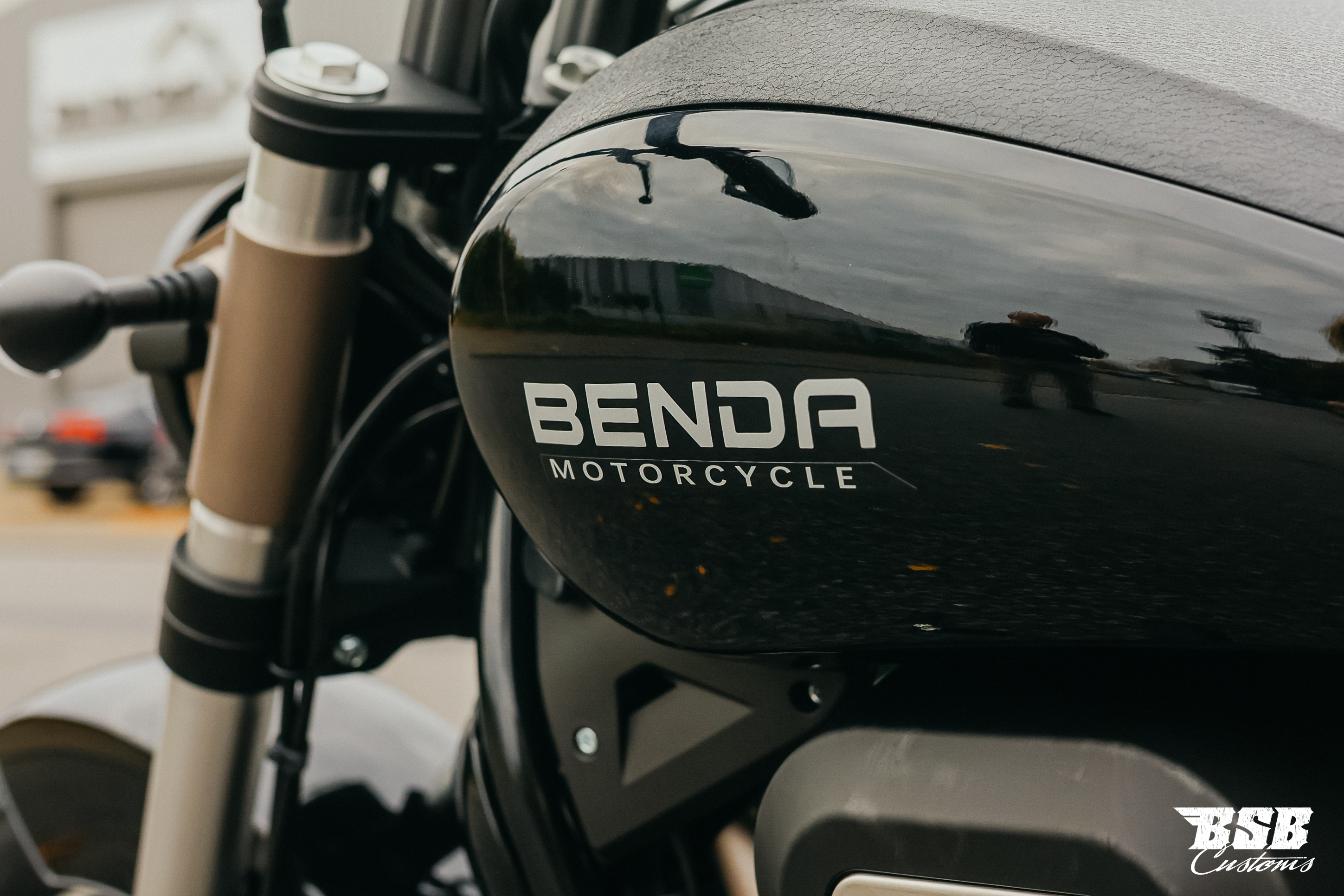 Benda ROCK 125  – CBS, LCD , Riemenantrieb,Wassergekühlt, 2 Zylinder-Doppelauspuff -  Sofort Verfügbar -  Benda ROCK 125  – CBS, LCD , Riemenantrieb,Wassergekühlt, 2 Zylinder-Doppelauspuff -  Sofort Verfügbar -
