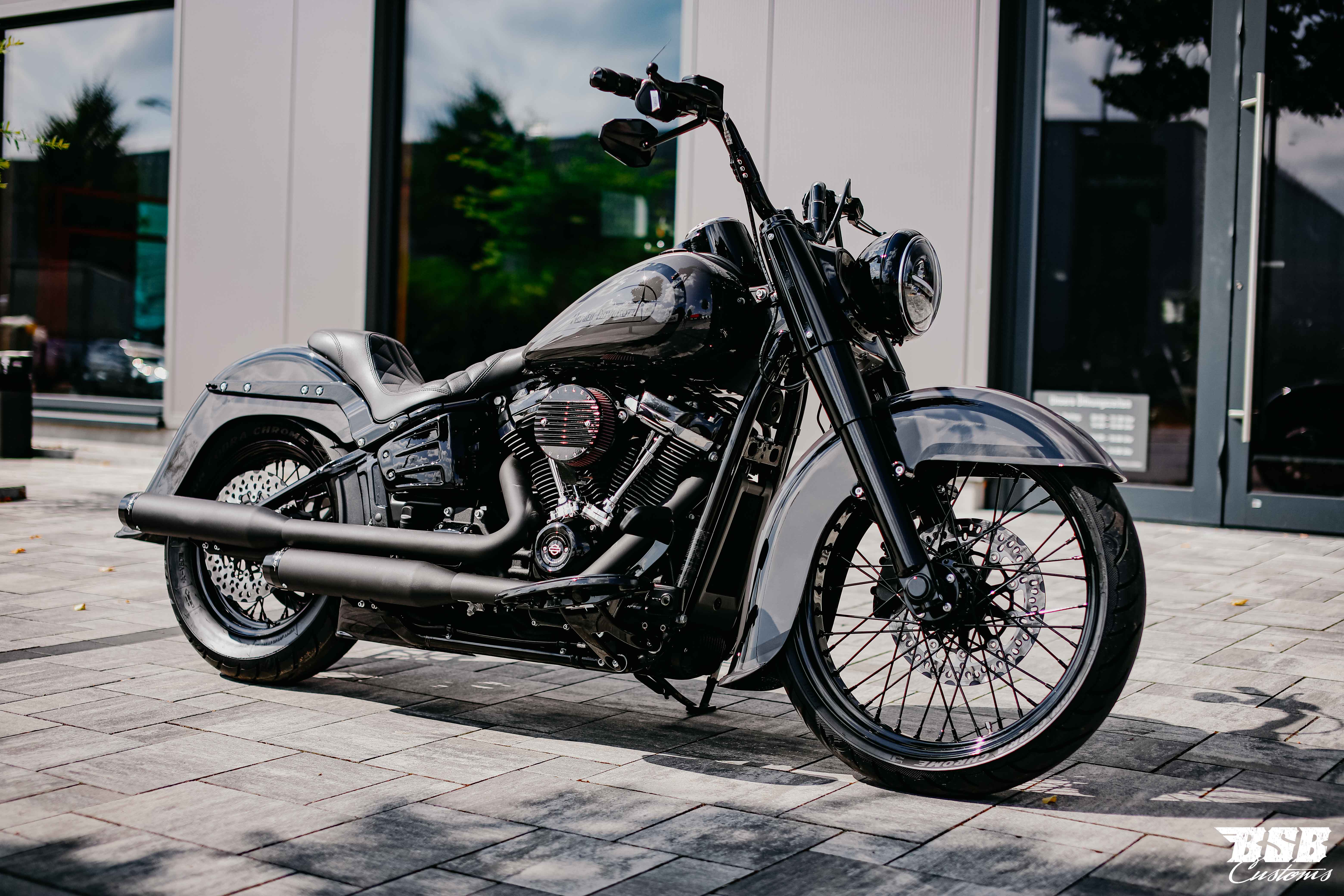 _MG_5845 2018 Harley Davidson Heritage 107 CUI Chicano Umbau mit Jekill & Hyde Anlage (ab 300 EUR finanzieren*)