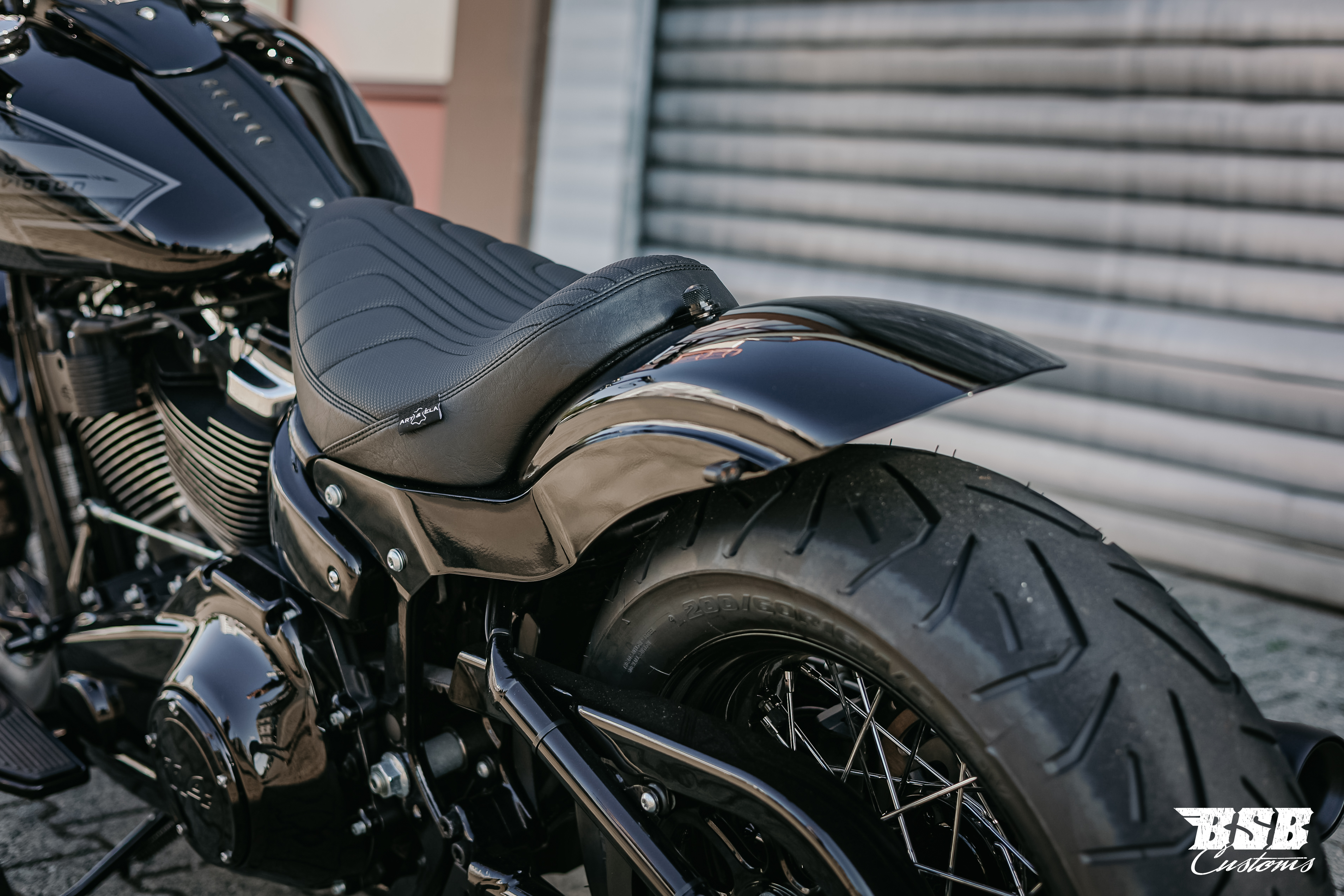 2021 Harley Davidson FLHCS Heritage Softail ABS 114 CUI mit Umbau // Finanzierung ab 4,99% ohne Anzahlung möglich 