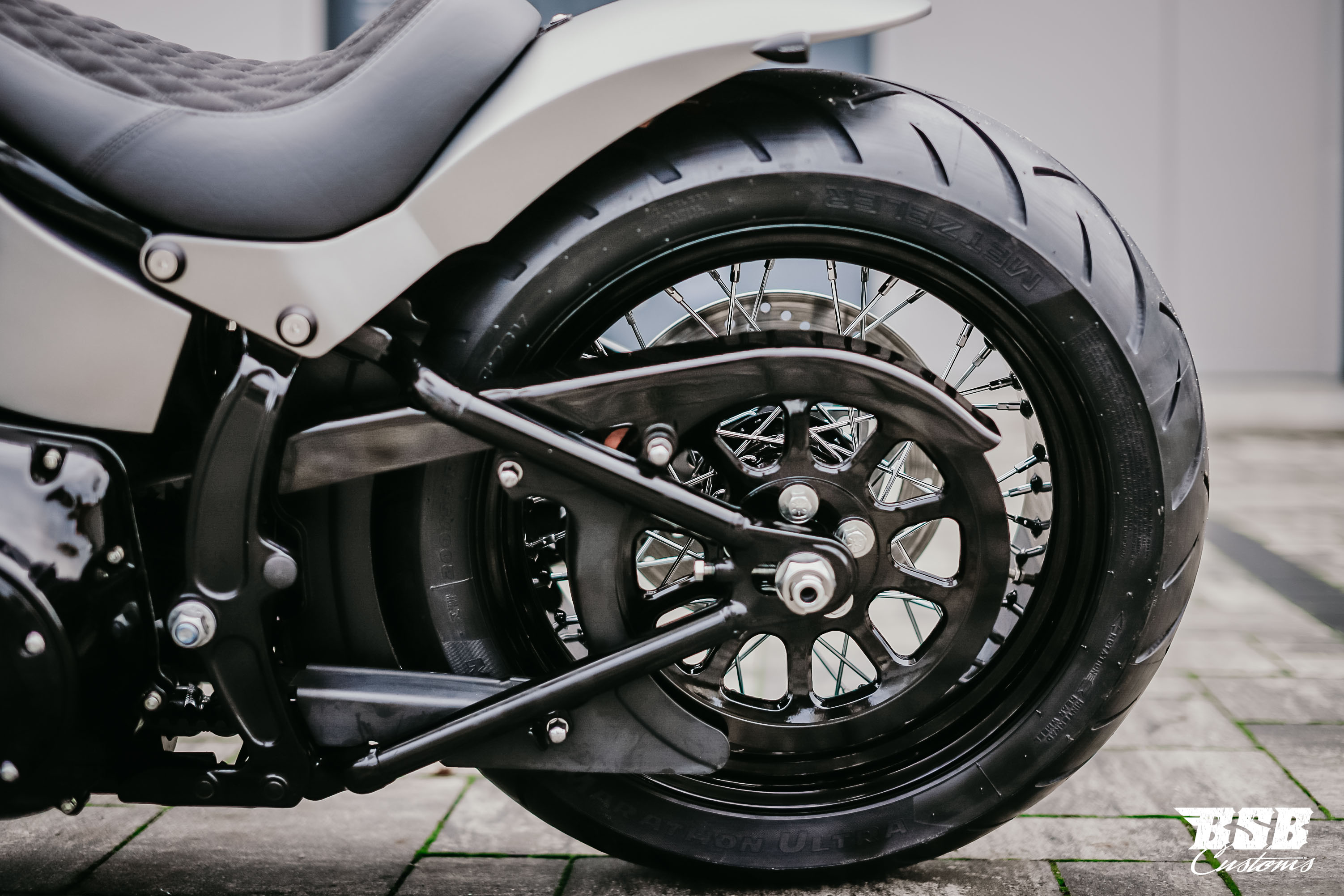 2009 Heritage Softail by BSB CUSTOMS mit vielen Extras TOP Zustand ab 200,- EUR finanzieren