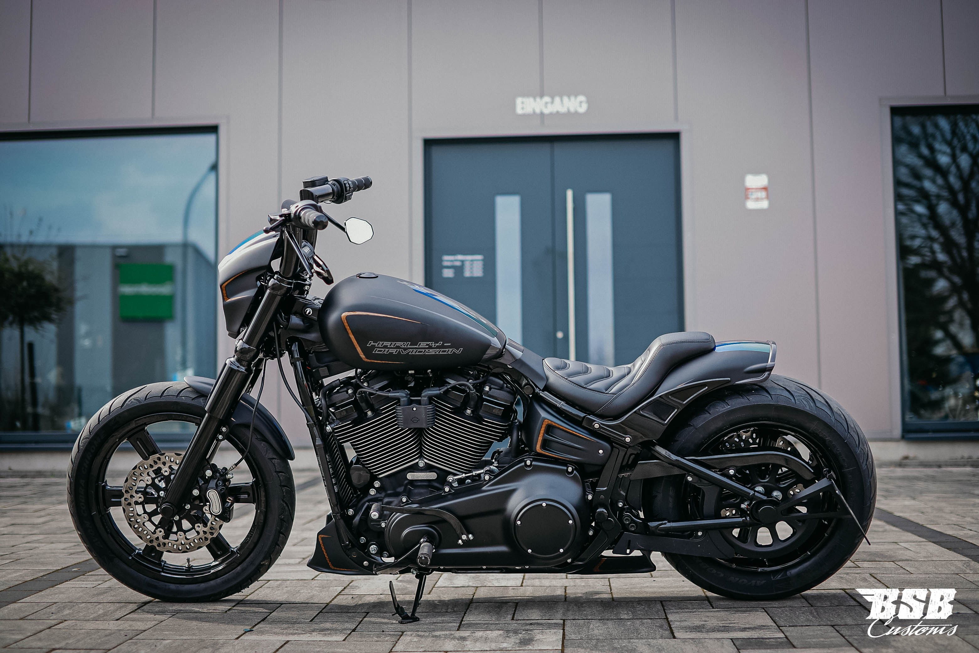 2021 Harley Davidson FXBBS Street BOB 114 CUI erst 1600 km Custom UMBAU // Finanzierung möglich !!!! 