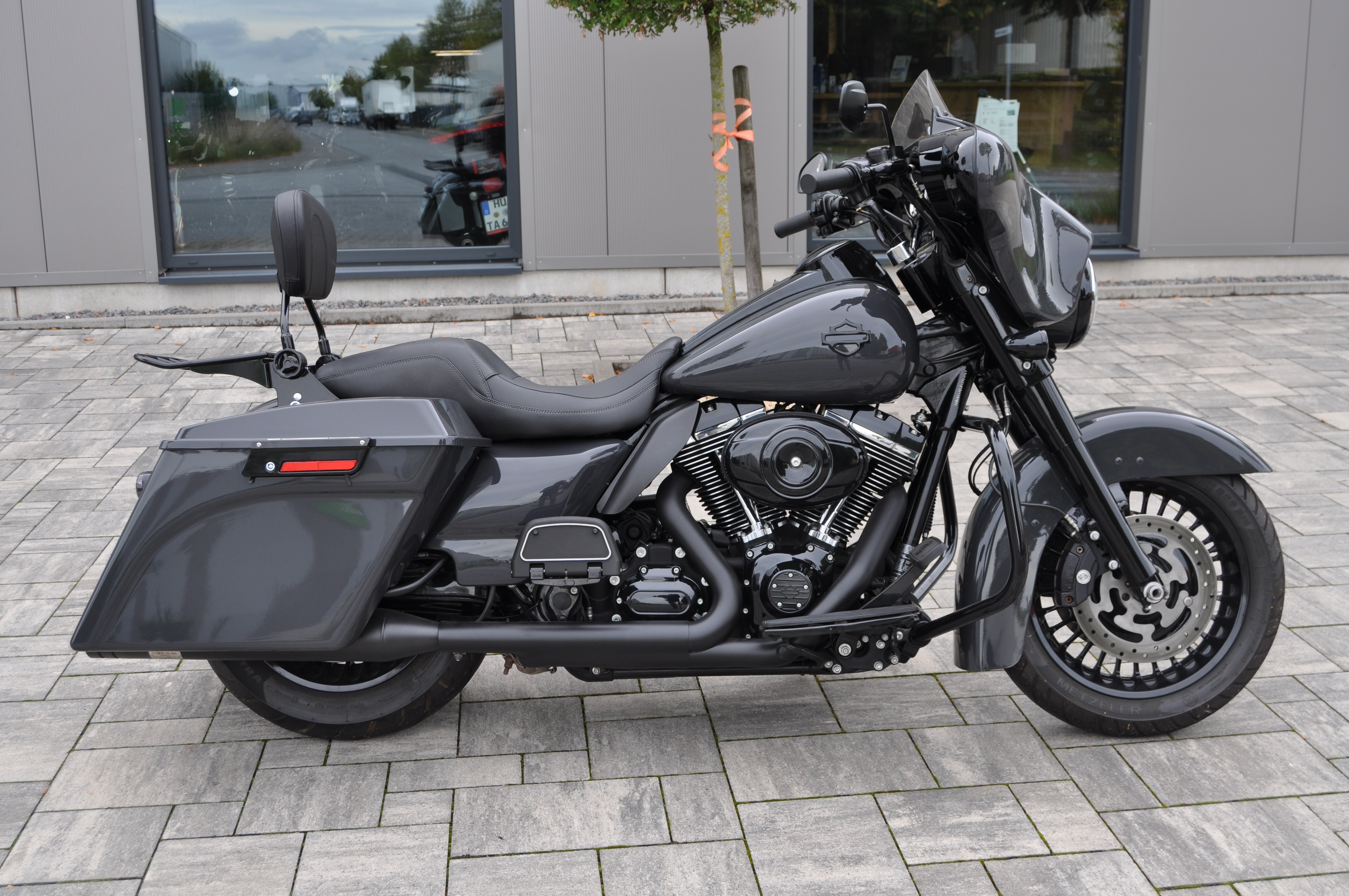 2013 Harley davidson FLHTK Elektra Limited Edition mit Jekill & Hyde Anlage  + 12 Monate Garantie 