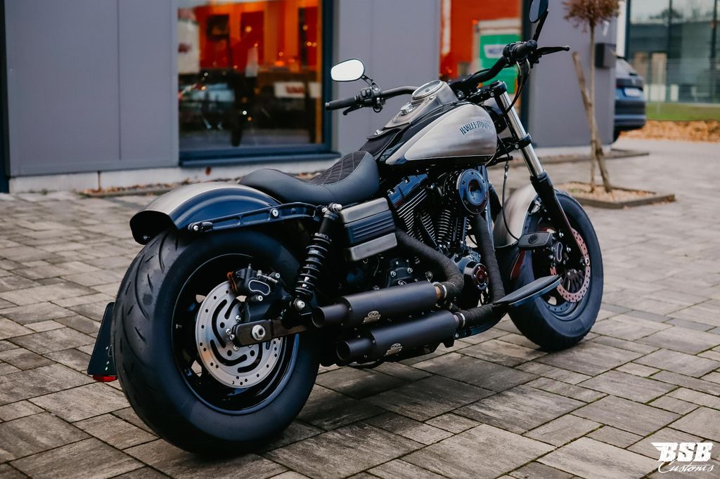 Jekill & Hyde Anlage mit elektr. Verstellung  "SHORTY BLACK"  Streetfighter Kappen