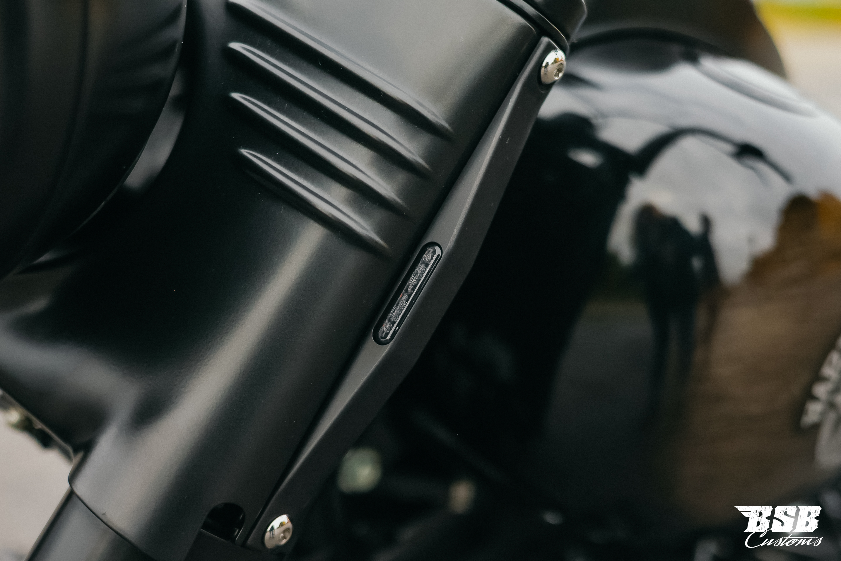 2011 Harley Davidson FLSTC Heritage Softail,viele Extras wie Jekil&Hyde / FAT SPOKE / Airbrush / Ape Hanger ...  Finanzierung möglich 