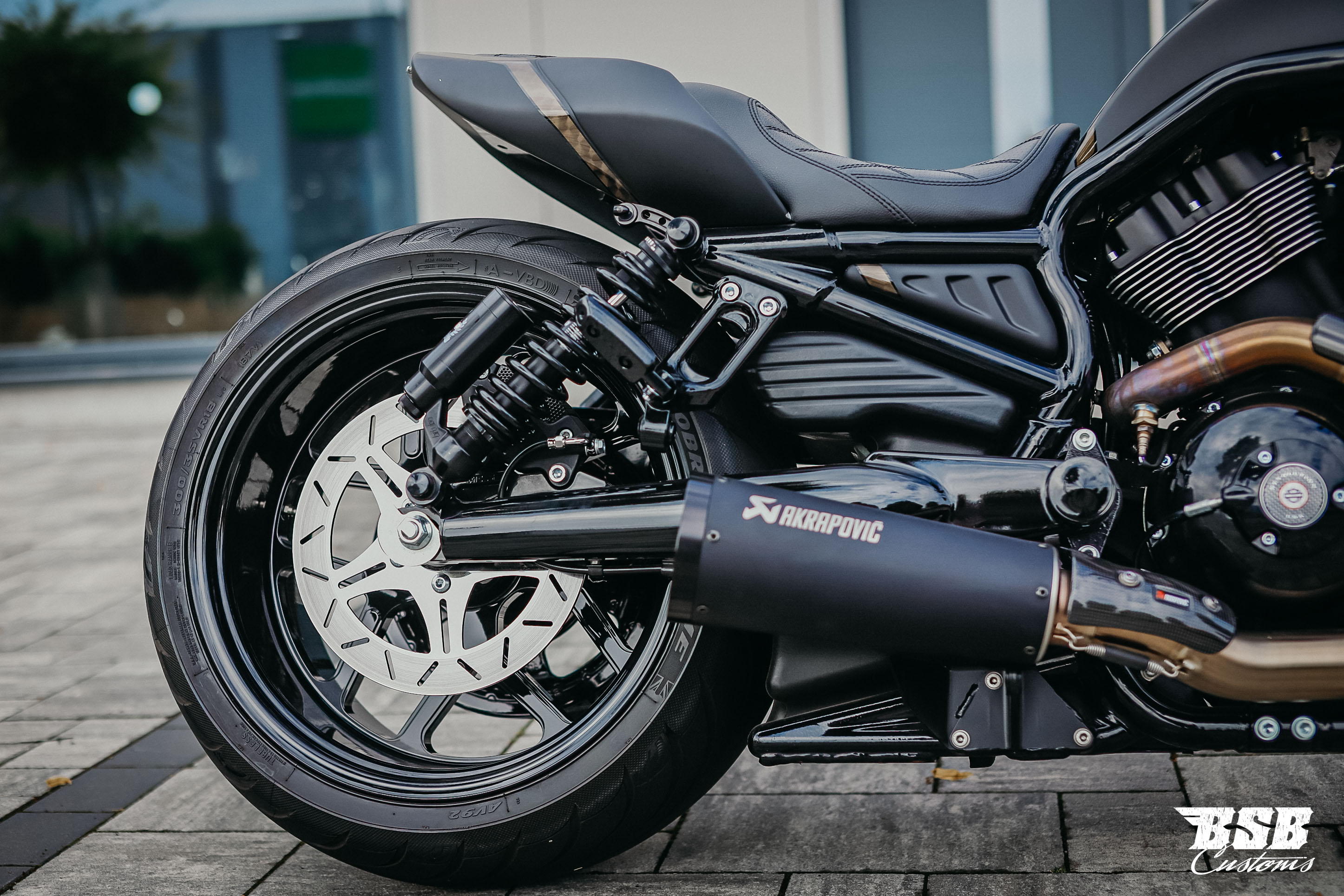 2013 Harley Davidson Night Rod, 300er Umbau, Akrapovic, Ricks Schwinge, ab 338 EUR finanzieren*