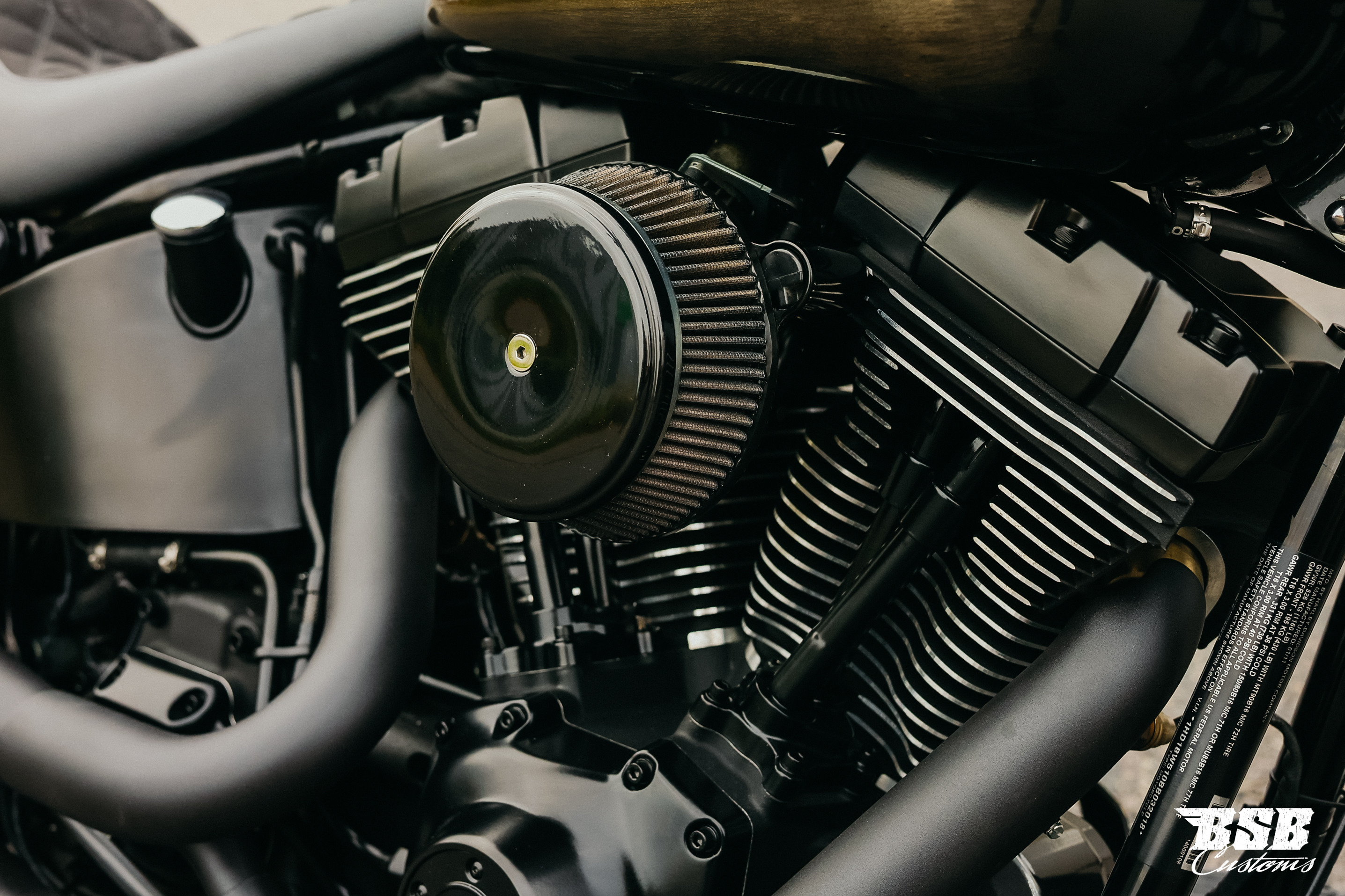 2011 Harley Davidson FLSTC Heritage Softail,viele Extras wie Jekil&Hyde / FAT SPOKE / Airbrush / Ape Hanger ...  Finanzierung möglich 