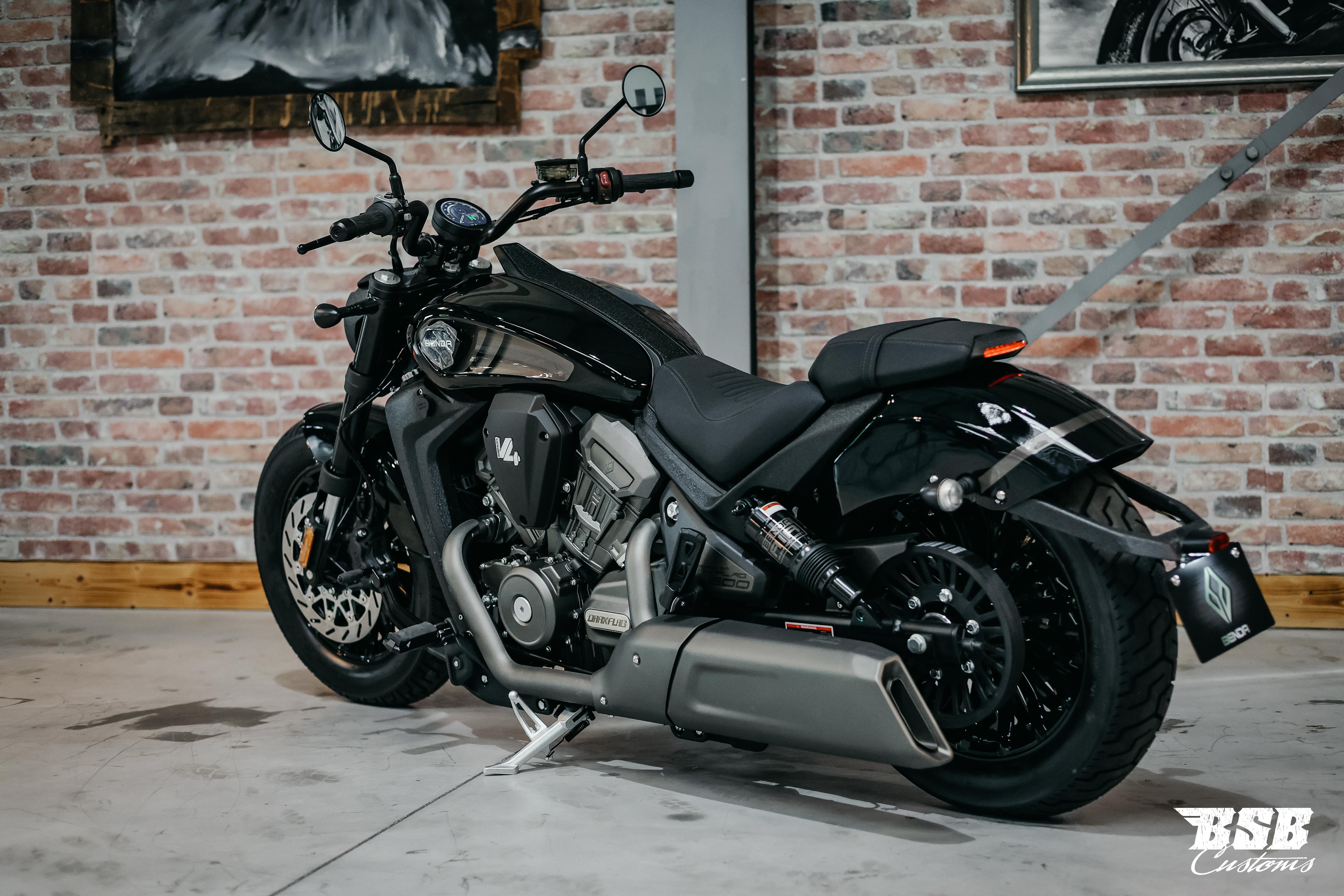 Benda Dark Flag 500 V4 - Bobber mit Stil & Power ABS/Zylinderabschaltung/Airride -modifiziert by BSB Customs NEUFAHRZEUG!!!
