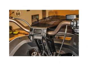Santee 8" Fastback Risers für OE Digital Speedometer Schwarz 1" Anodized Harley-Davidson – Art.-Nr. 922091