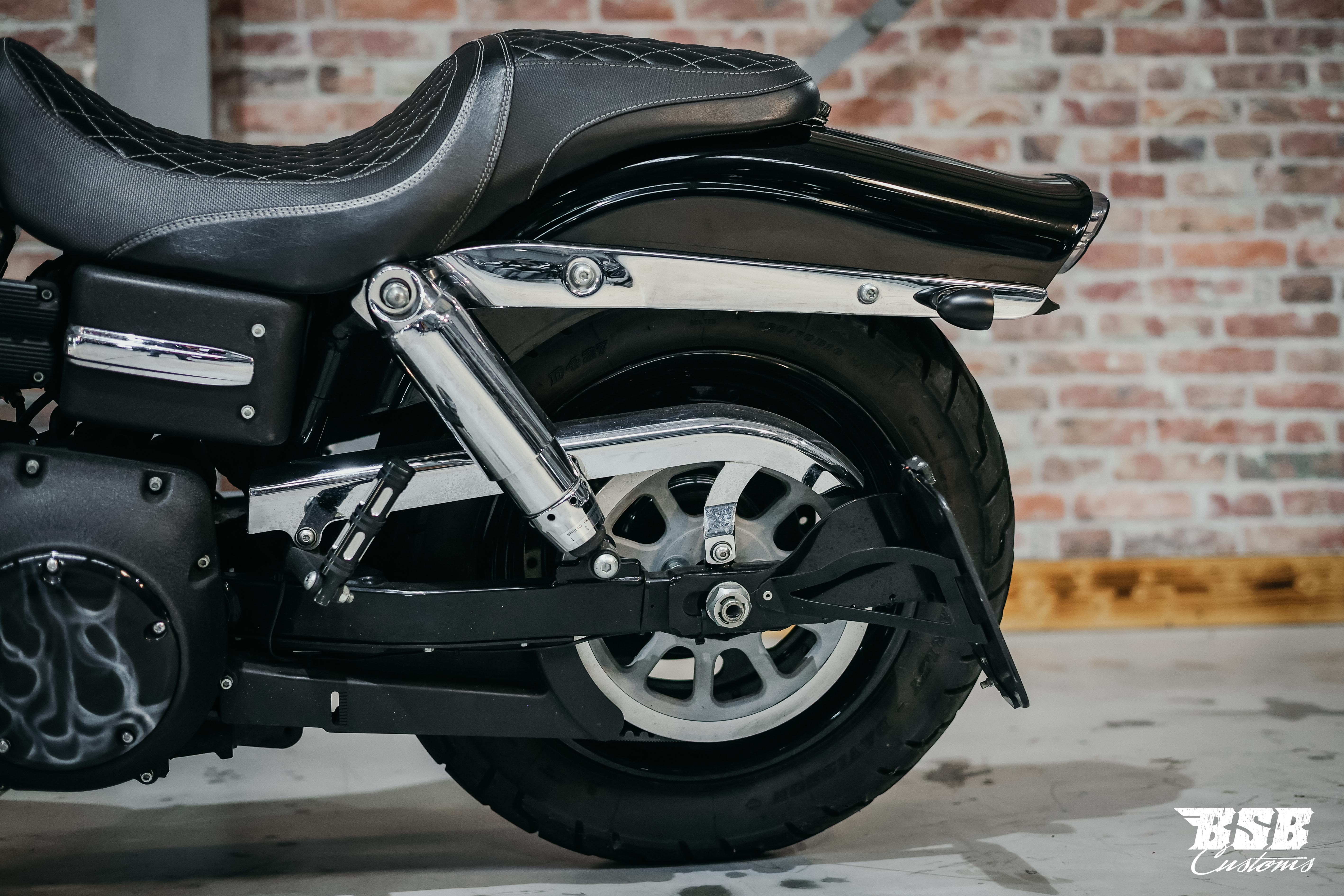 2008 Harley Davidson FXDF FAT BOB 5HD1.. TOP Zustand // Kess Tech Anlage / Airbrush Lackierung
