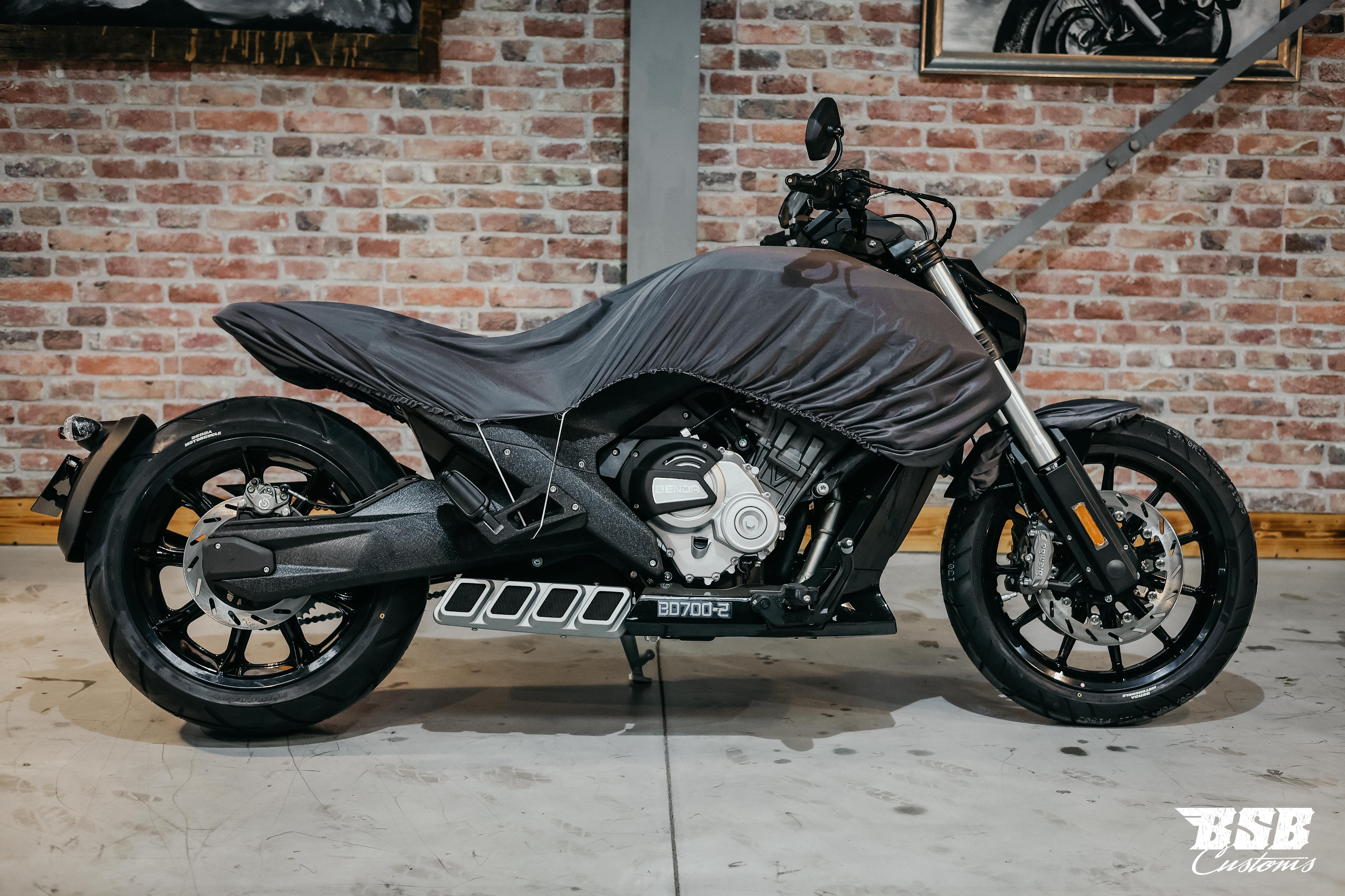 Benda LFC 700 – Der Power-Cruiser der Extraklasse 310-er Hi-Reifen, ABS / TFT/ Anti-Hopping Kupplung modifiziert by BSB Customs NEUFAHRZEUG!!! 