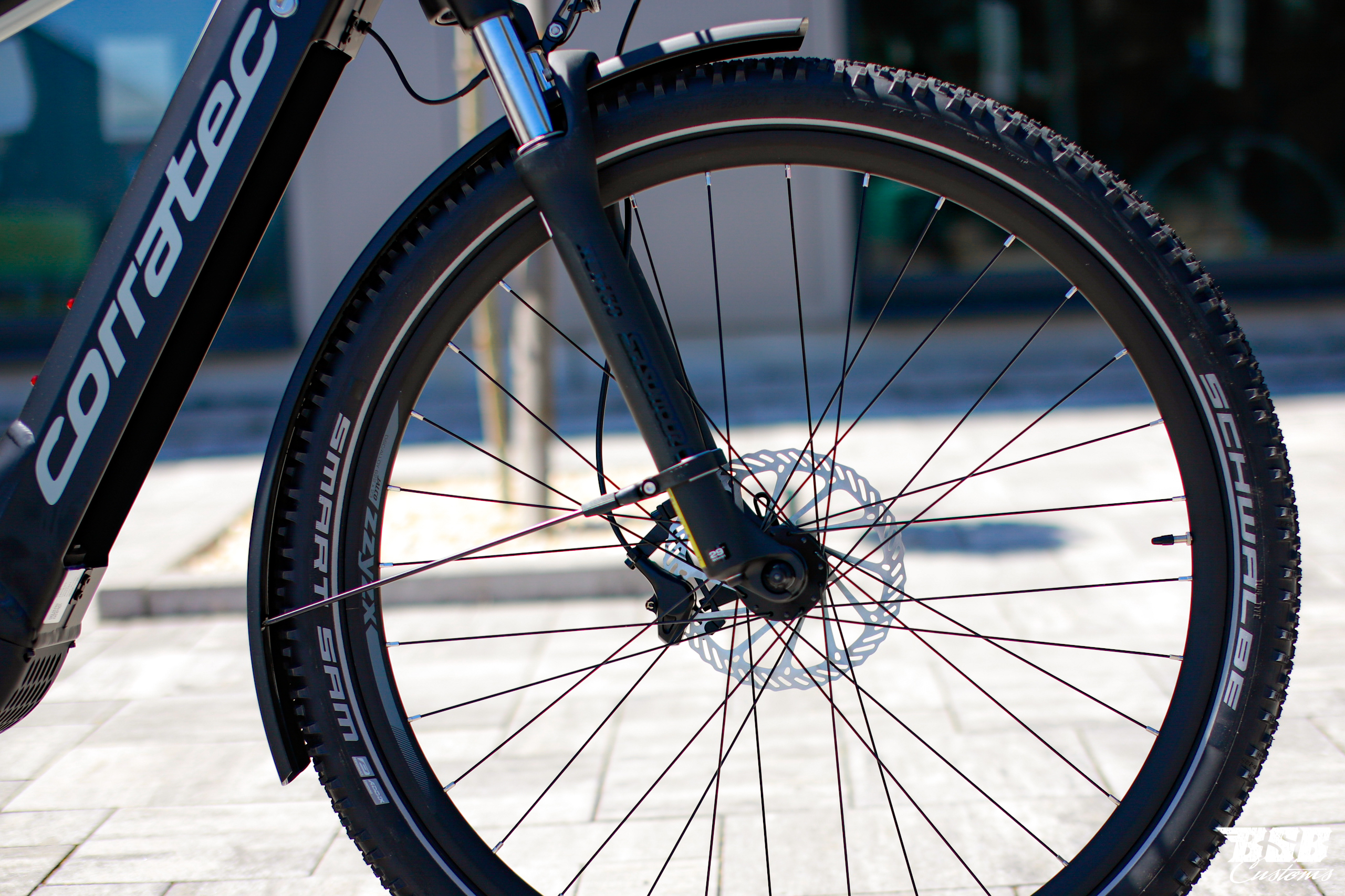 _MG_0321 Corratec E-Power MTC 12S Trinity Tube GENT Schwarz 2022 BOSCH Performance Line CX
