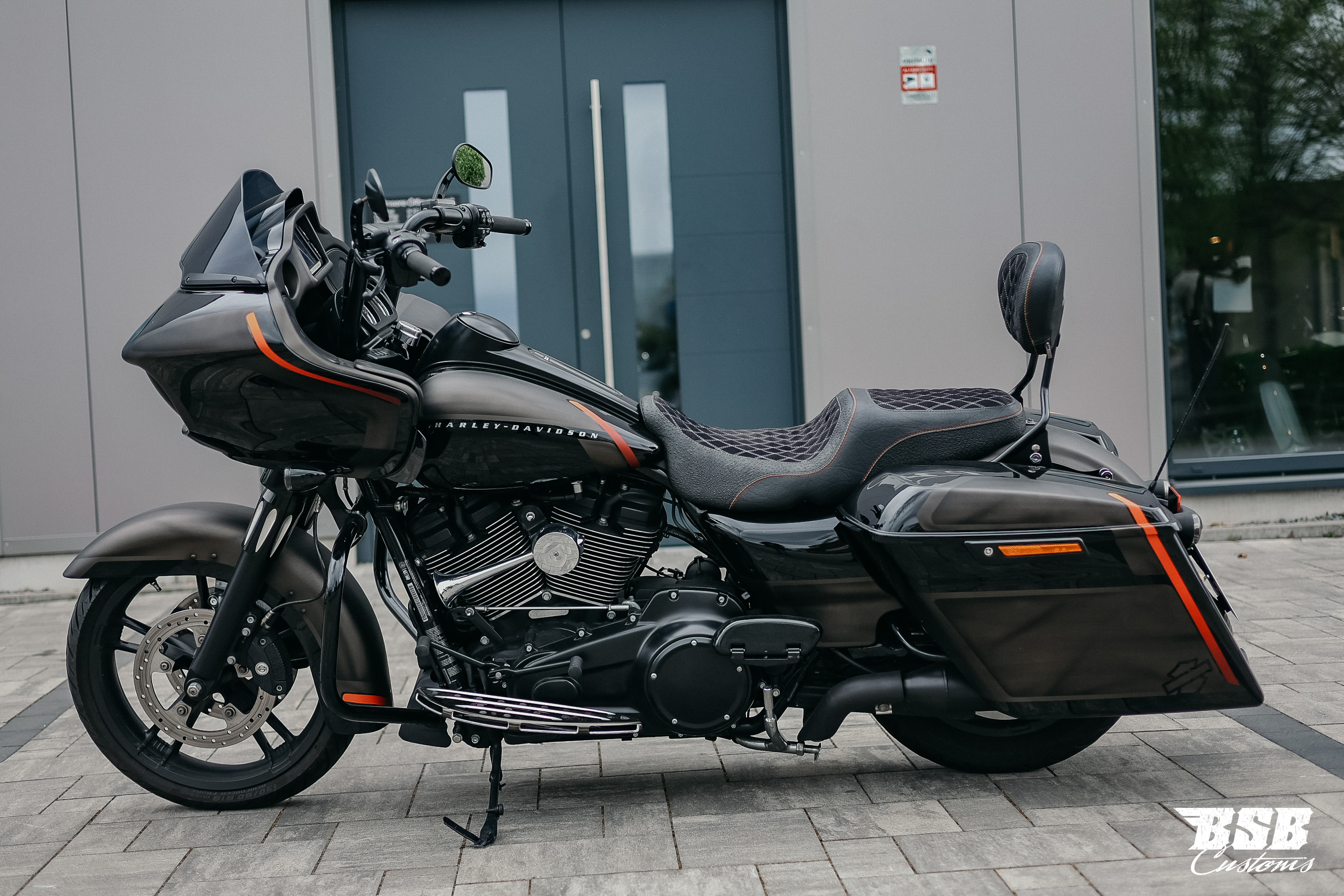 2018 FLTR ROAD GLIDE 107 CUI  mit Jekill&Hyde Anlage // Airride // Airbrush // Garantie 