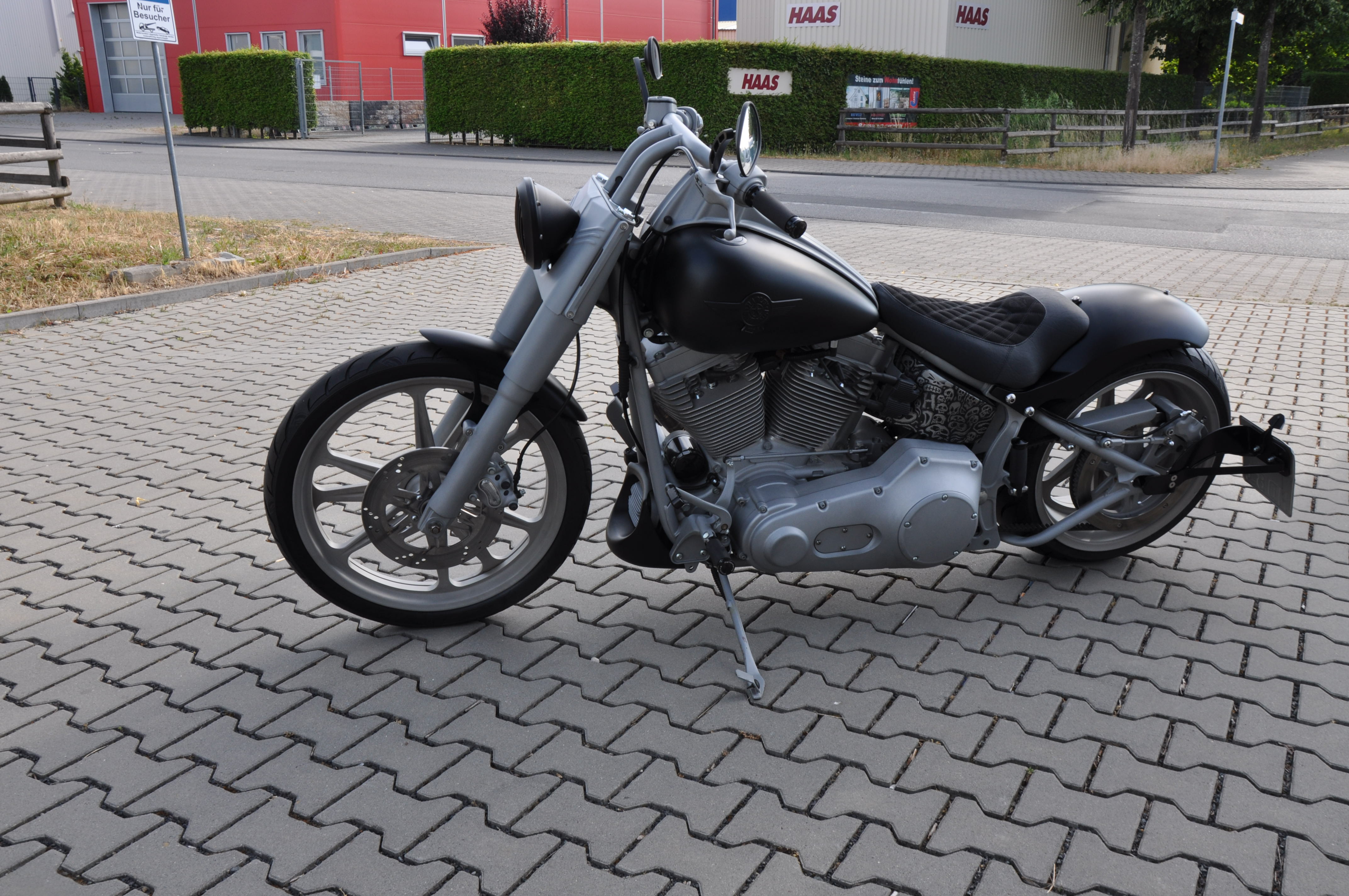 2006 FXSTC Softail Custom 240 Heckumbau, spinning wheels, RSD Anlage und vieles mehr