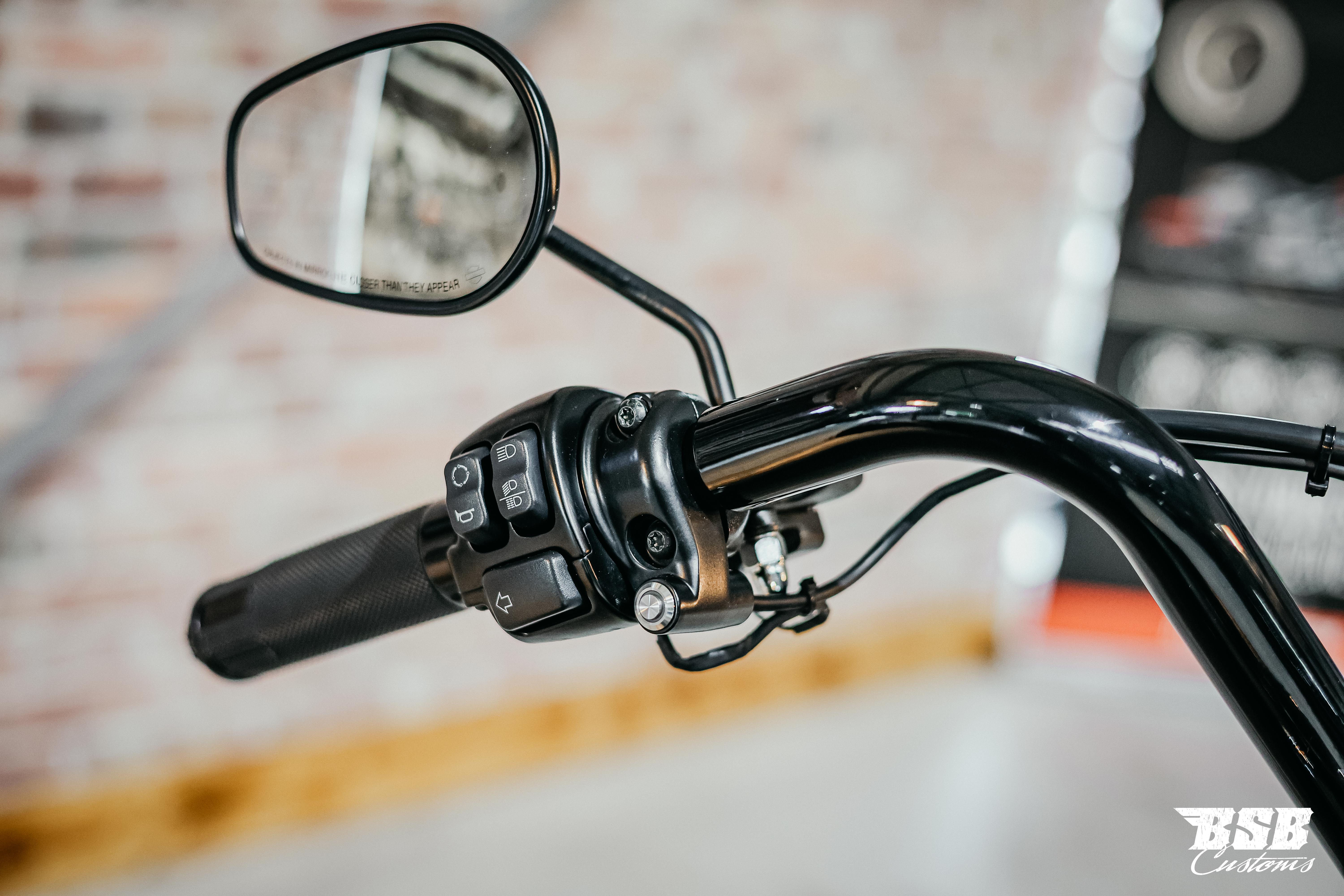 Harley Davidson FLSL Softail Slim M8 107 | Jekill & Hyde | Garantie ...  Finanzierung ab 5,99% möglich 