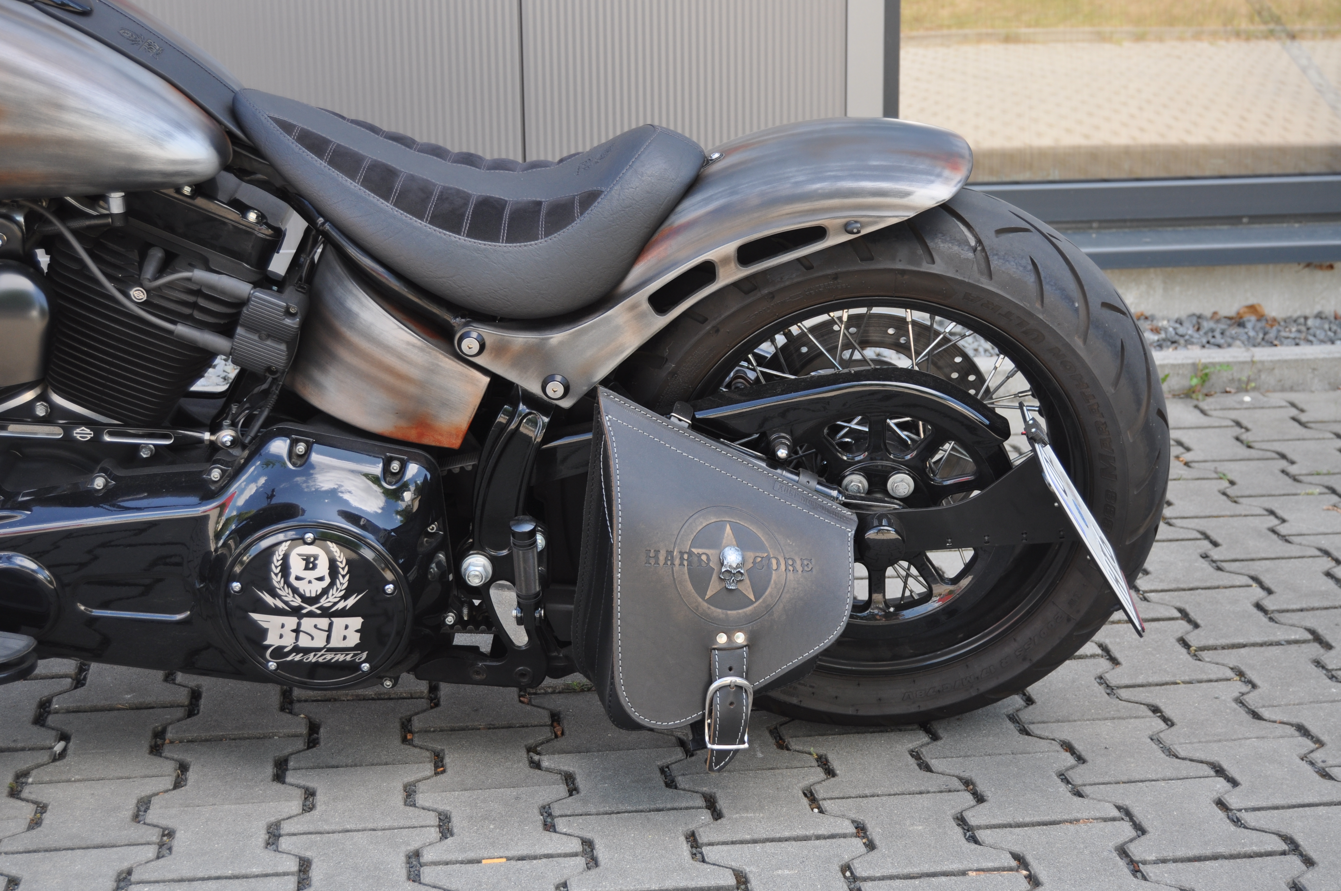 2014  Harley Davidson Softail SLIM  mit Mega Umbau // JEKILL&Hyde  // Sonderlackierung und  12 Monate Garantie 