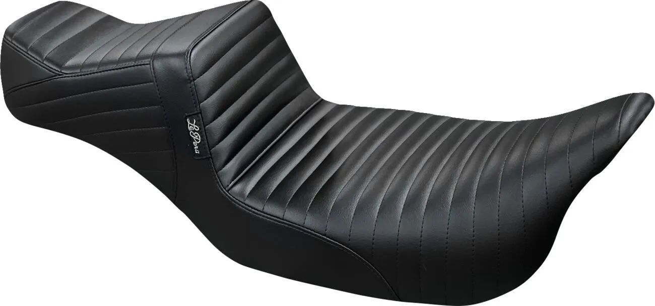Tailwhip Double Diamond Pleated Seat – passend für Harley-Davidson Touring 2008–2023 (außer 2023 CVO)