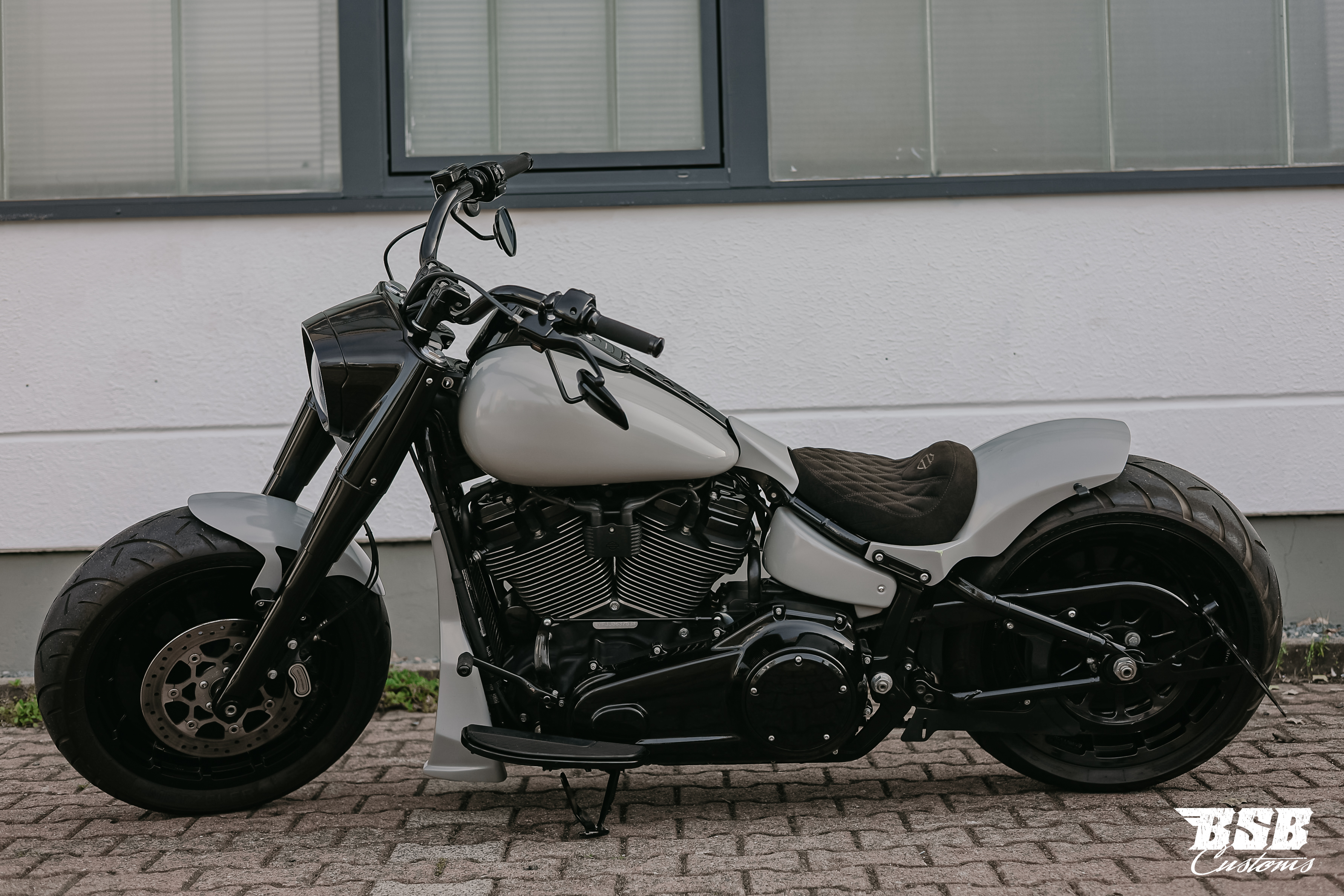 2018 Harley Davidson FAT BOY 107 CUI mit Umbau // Finanzierung ab 4,99% ohne Anzahlung möglich 