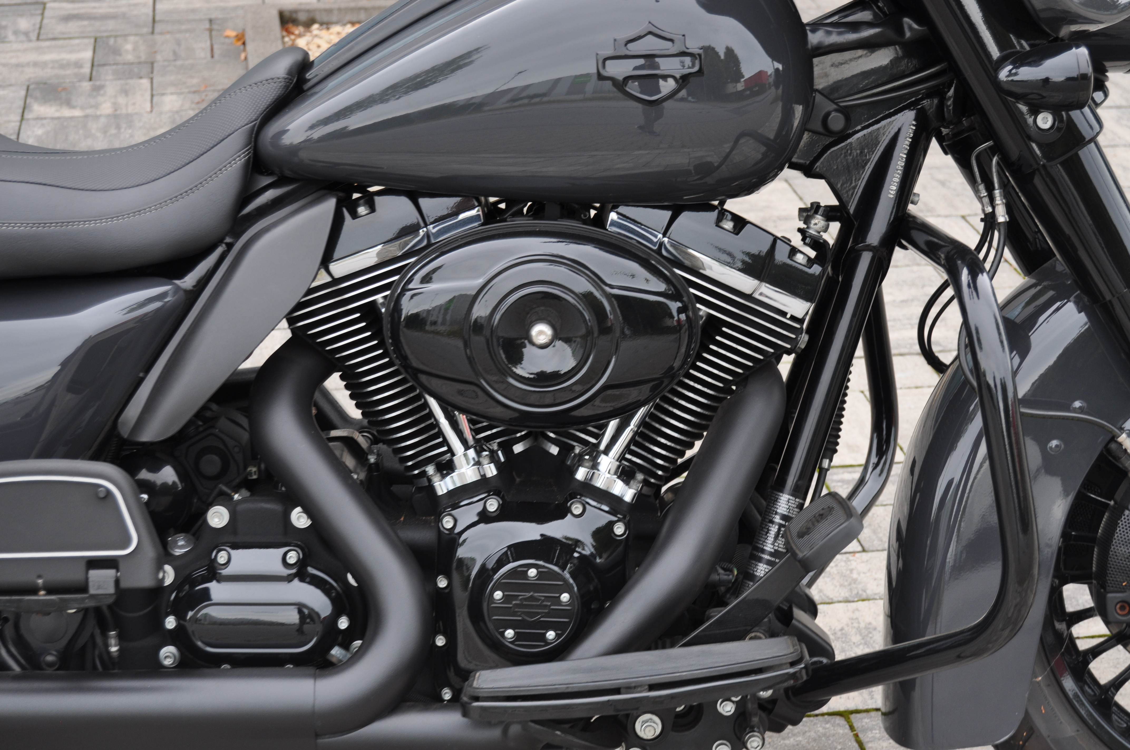2013 Harley davidson FLHTK Elektra Limited Edition mit Jekill & Hyde Anlage  + 12 Monate Garantie 