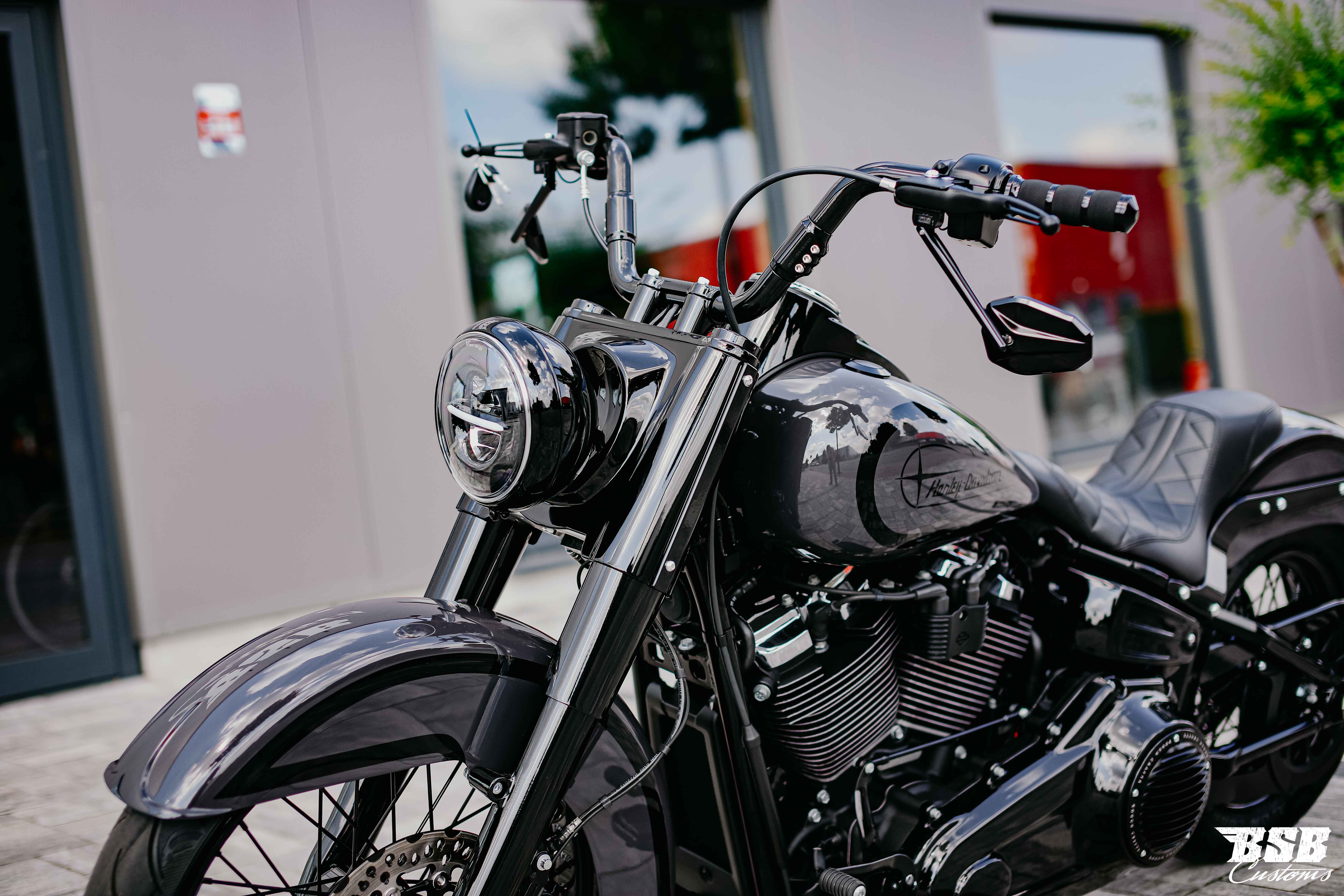2018 Harley Davidson Heritage 107 CUI Chicano Umbau mit Jekill & Hyde Anlage (ab 300 EUR finanzieren*)