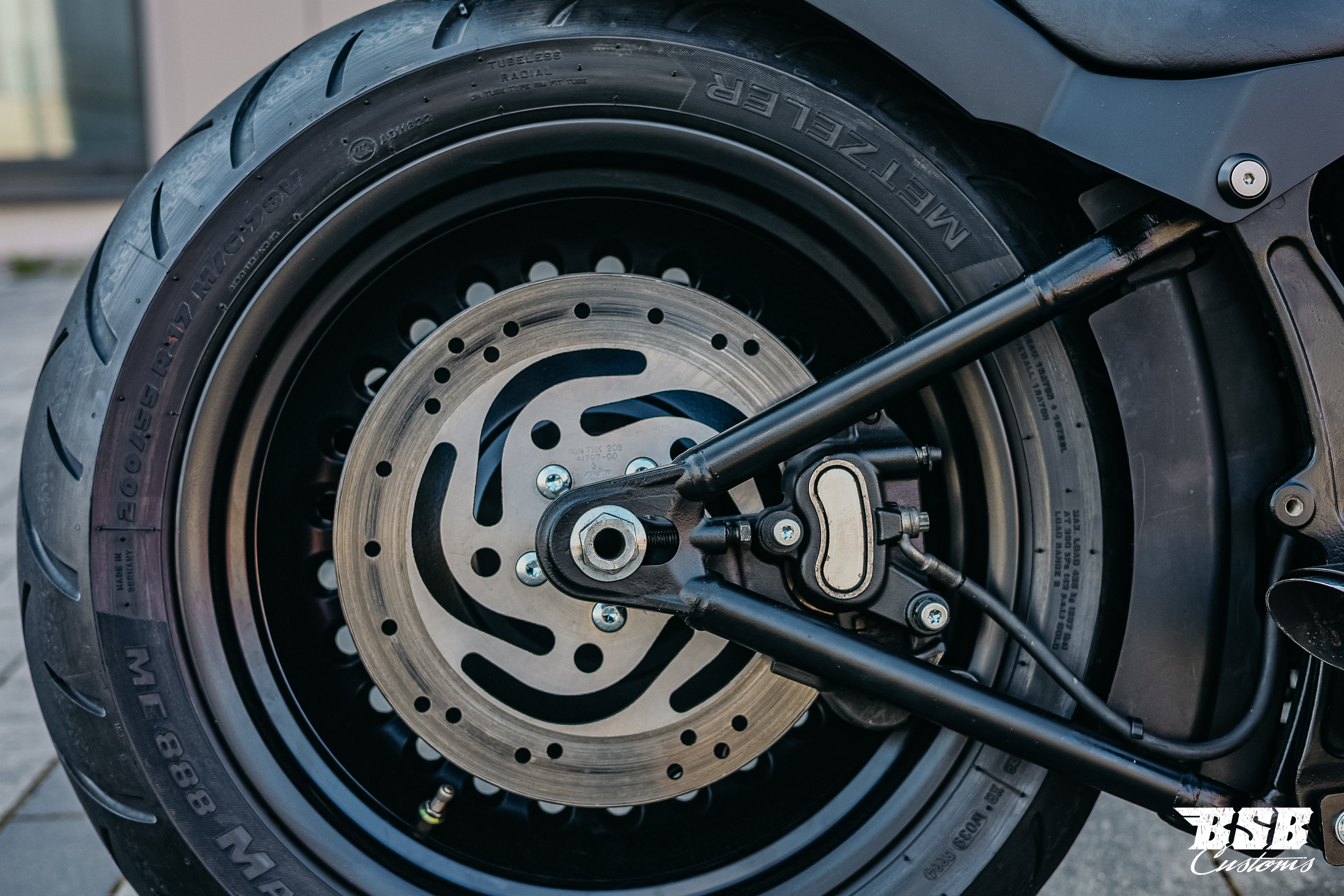 2013 Harley Davidson FLSTF FAT BOY Spezial // 103 CUI Mega-Umbau  ///  Finanzierung ab 5,99% möglich  ab 300 eur / mtl.