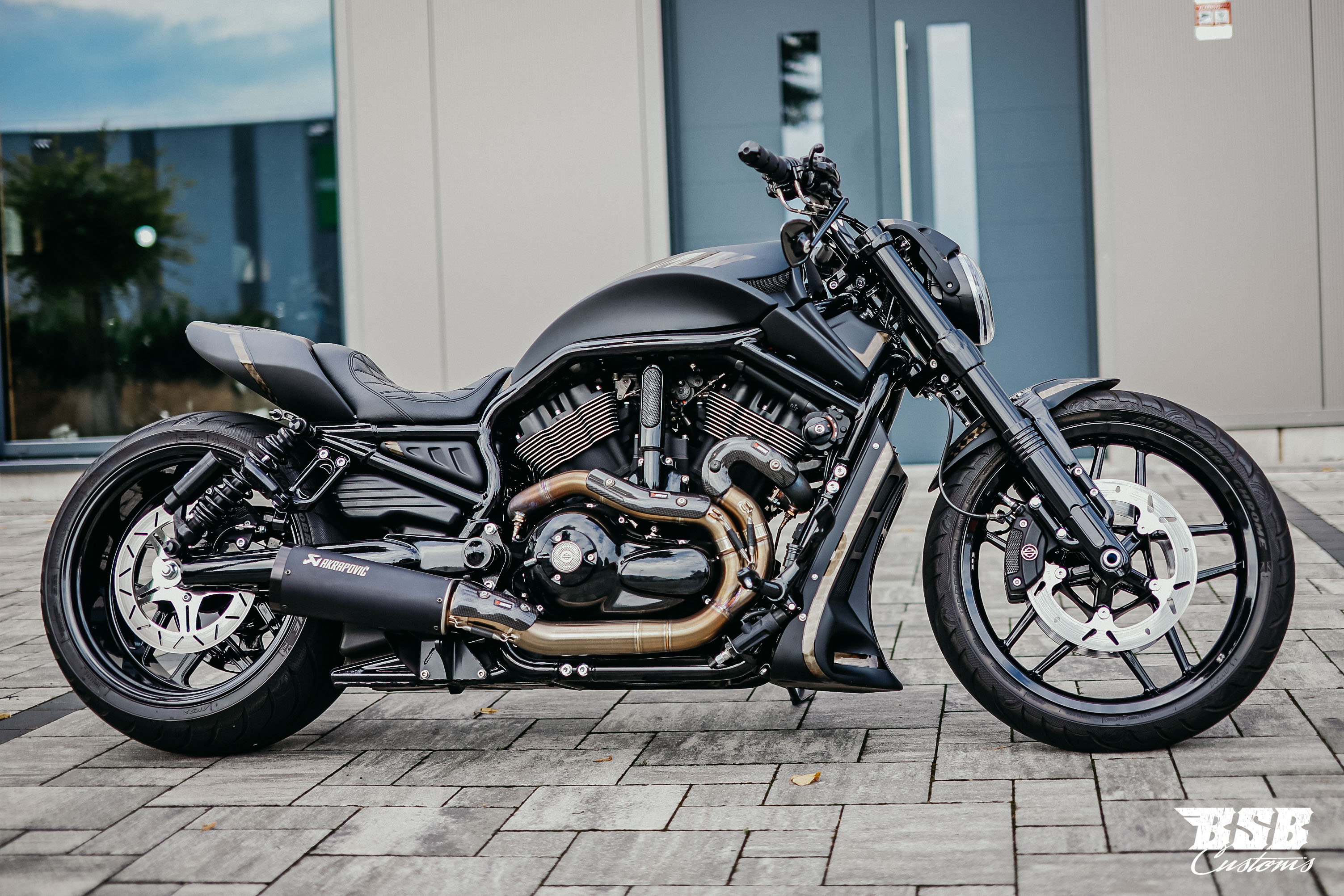 2013 Harley Davidson Night Rod, 300er Umbau, Akrapovic, Ricks Schwinge, ab 338 EUR finanzieren*