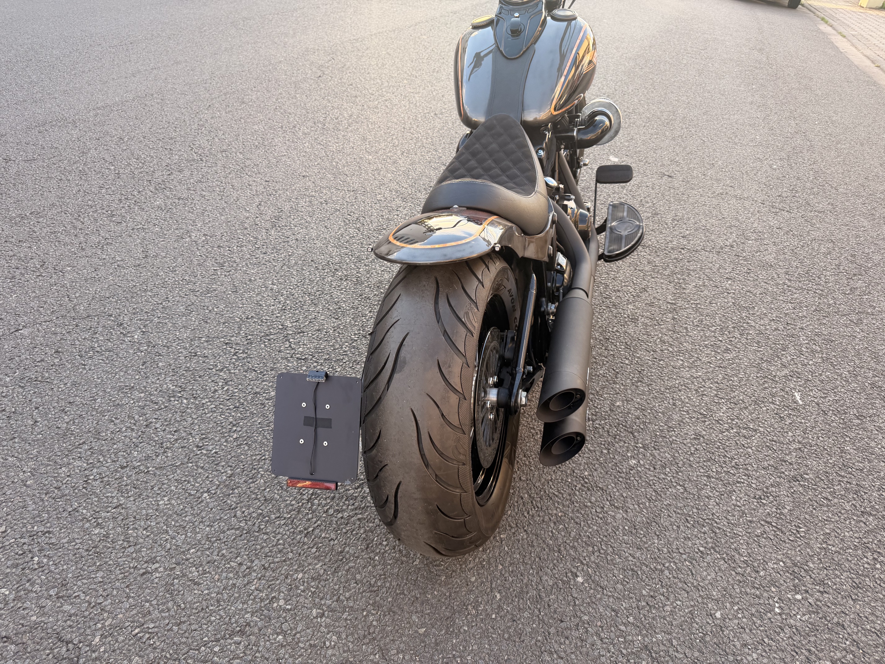 Harley-Davidson FLSB Cross Bones – letztes Baujahr | 5HD1 | 1. Hand | nur 2.500 km | exklusiver Custom-Umbau