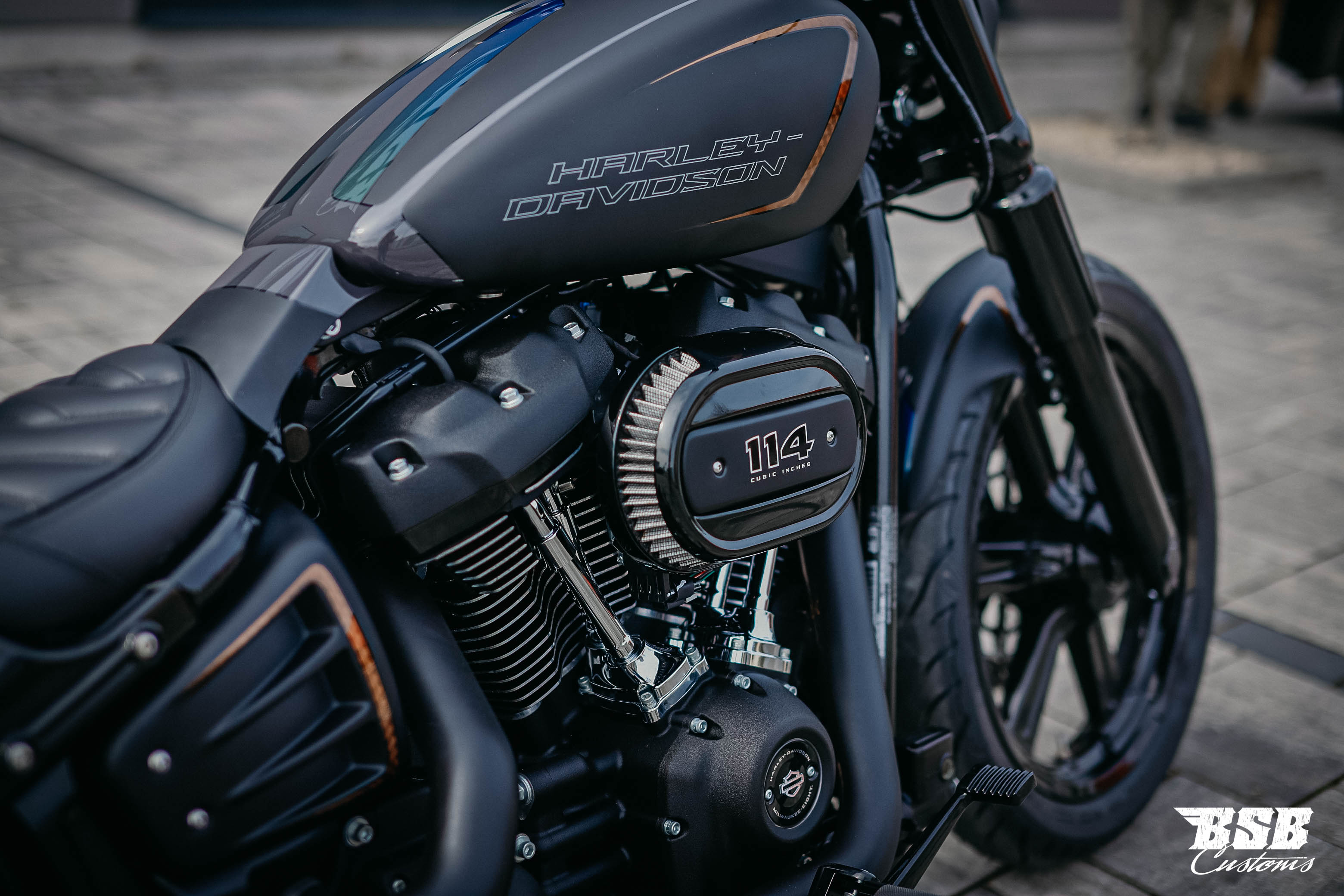 2021 Harley Davidson FXBBS Street BOB 114 CUI erst 1600 km Custom UMBAU // Finanzierung möglich !!!! 