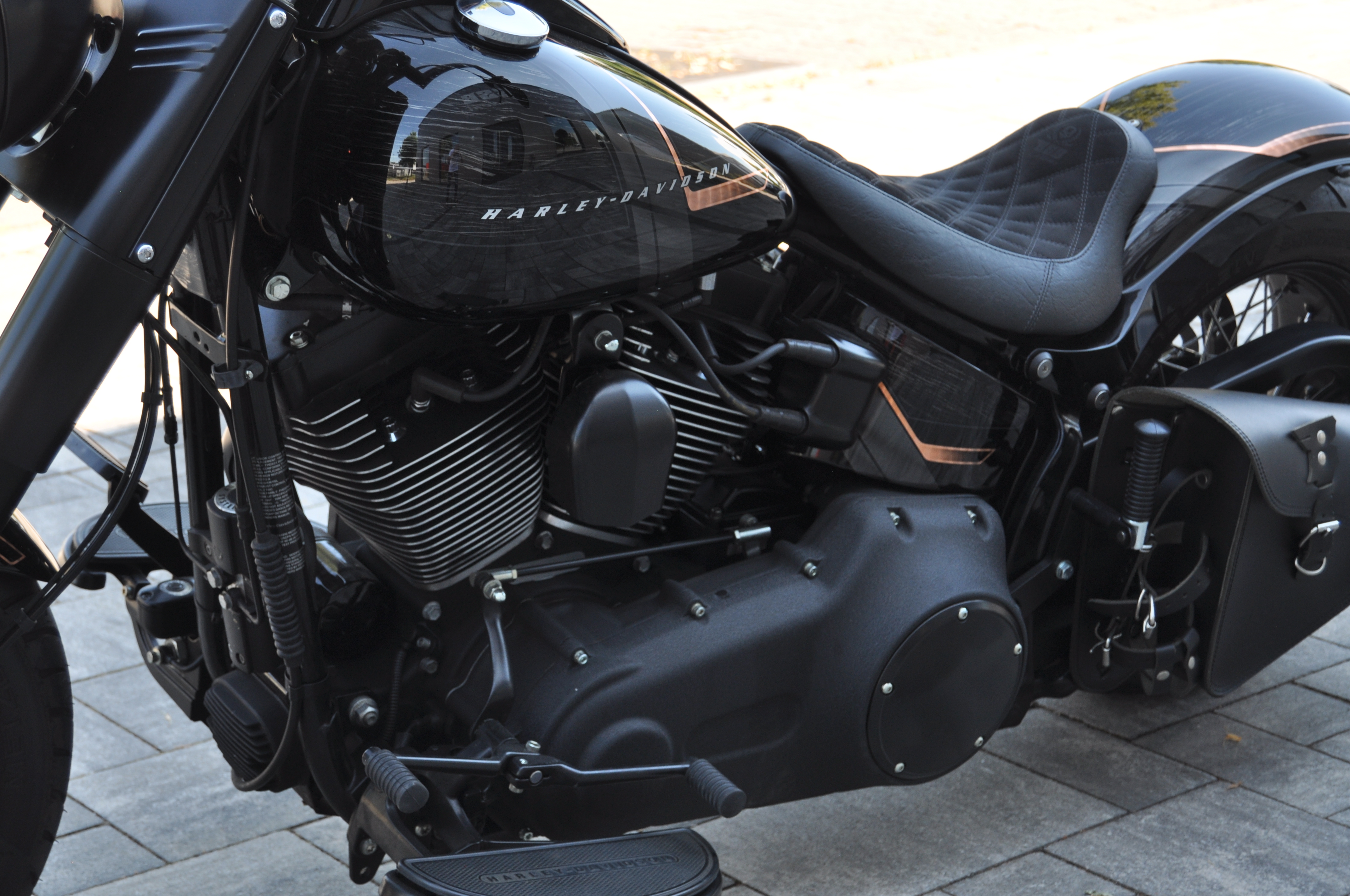 2015 Harley Davidson FAT BOY by BSB Customs Mega viele Extras und 12 Monate Garantie 