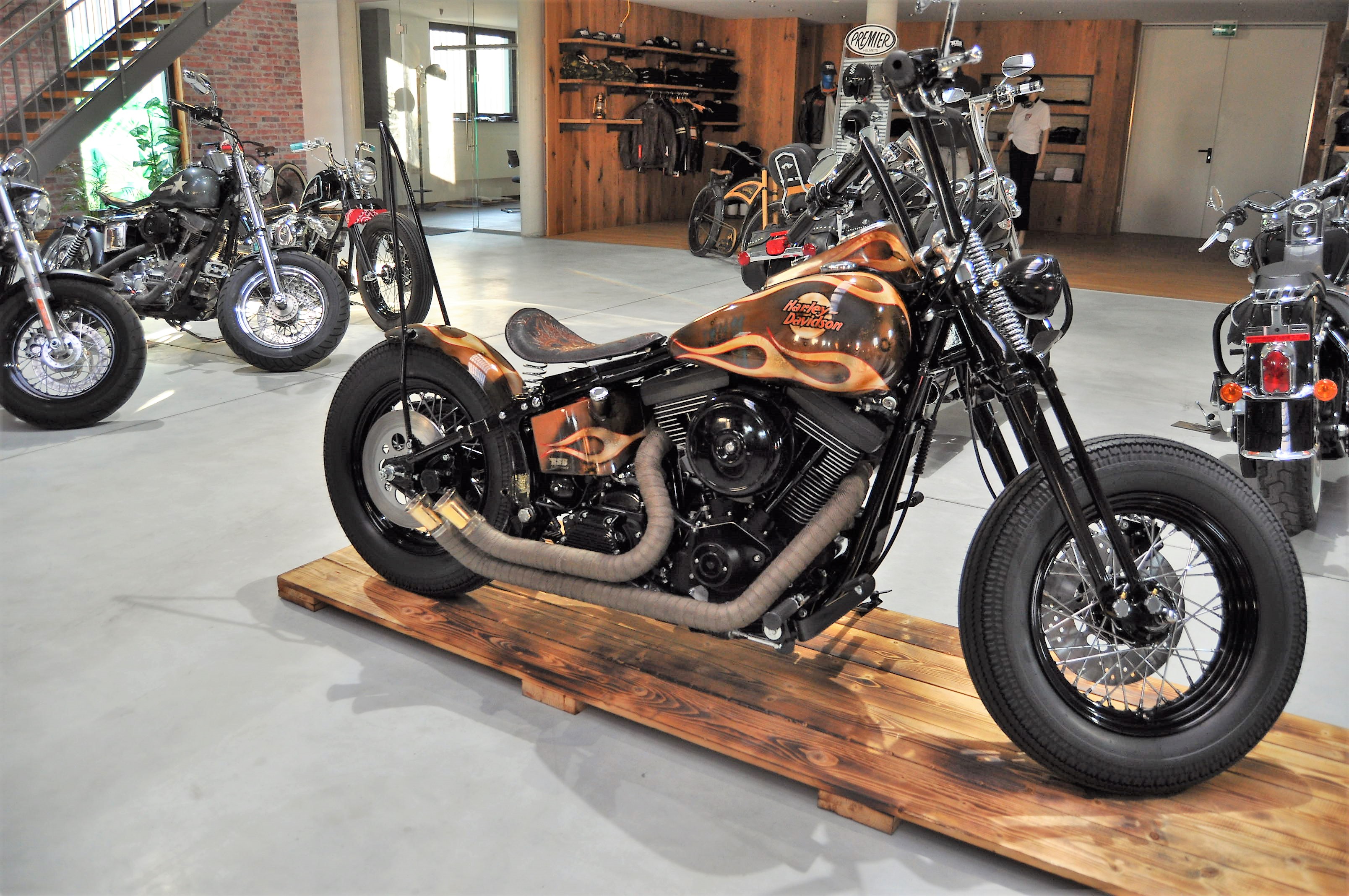 VERKAUFT !!!! ´99 Evo FXST Softail Bobber Umbau by BSB customs + Garantie