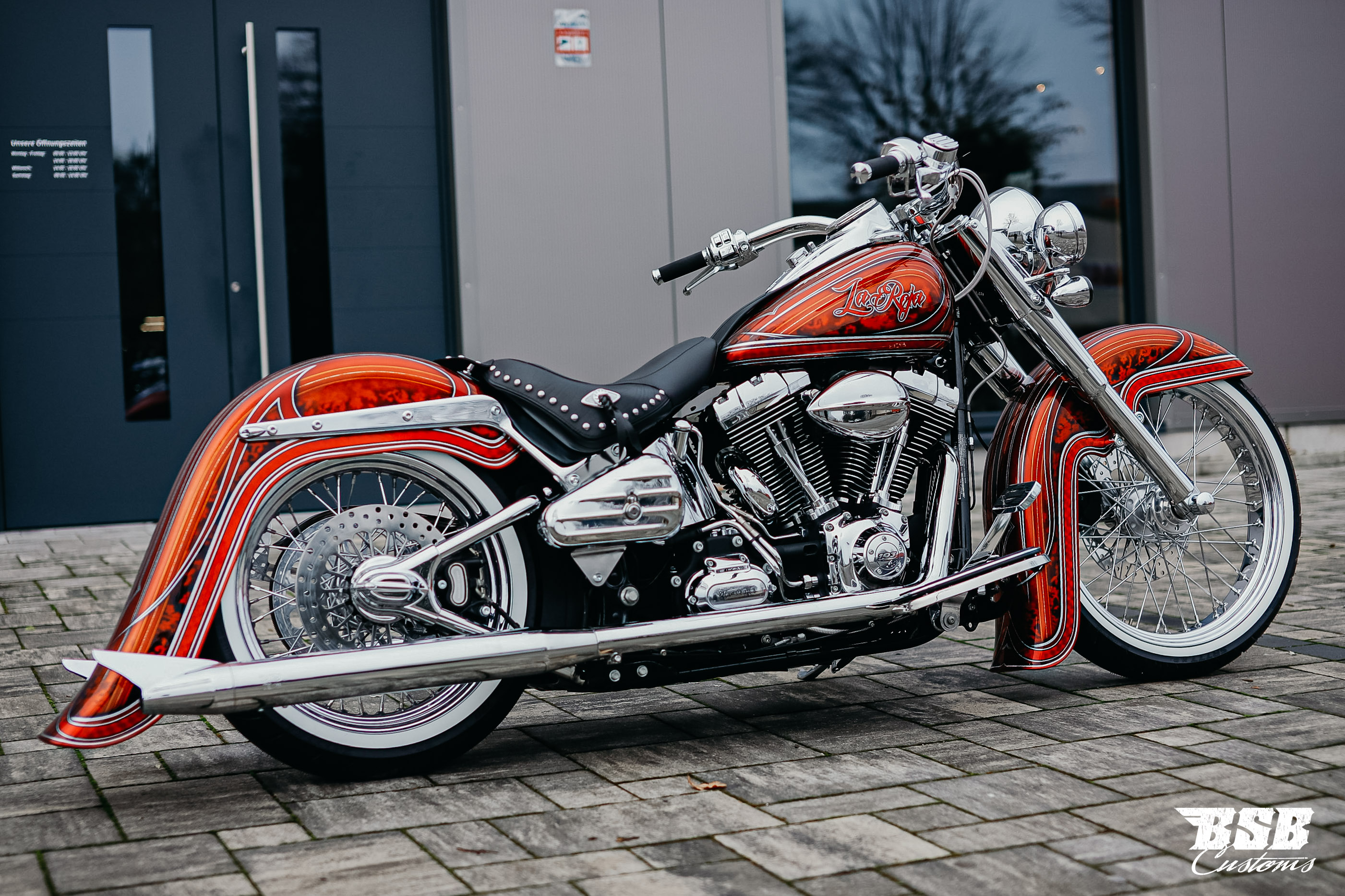 2014 Softail "La Roja"  Mexican Chicano Style Umbau by BSB Customs  sehr viele Extras... ab 345 EUR finanzieren* 