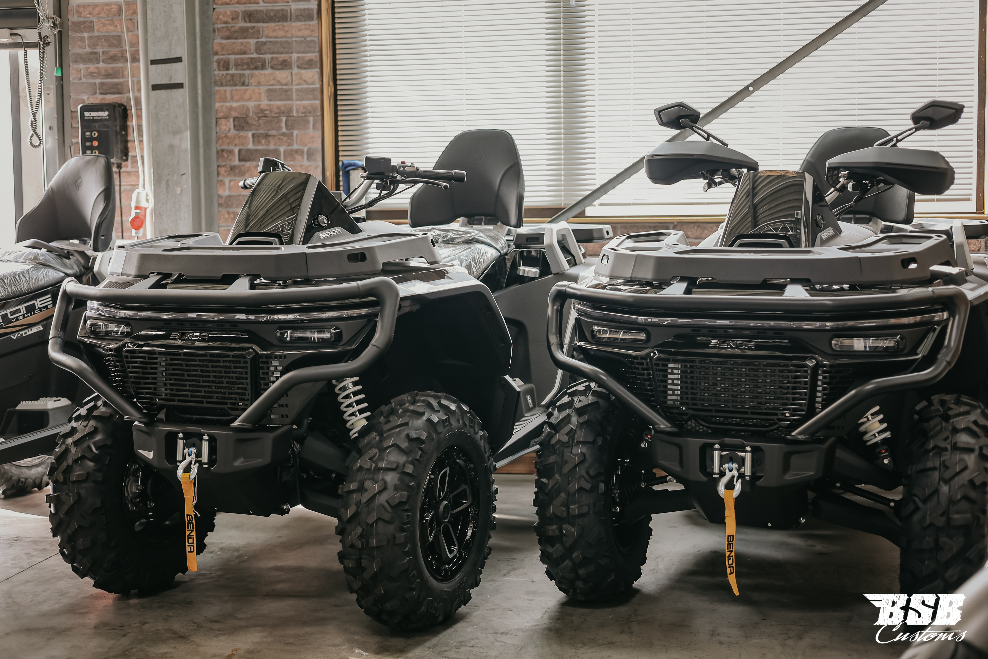 BENDA REDSTONE 1000 R2 DELUXE | 1.000 ccm V2 | 102 PS | 4x4 | Premium Offroad ATV -  ab 200 EUR ohne Anzahlung finanzieren   