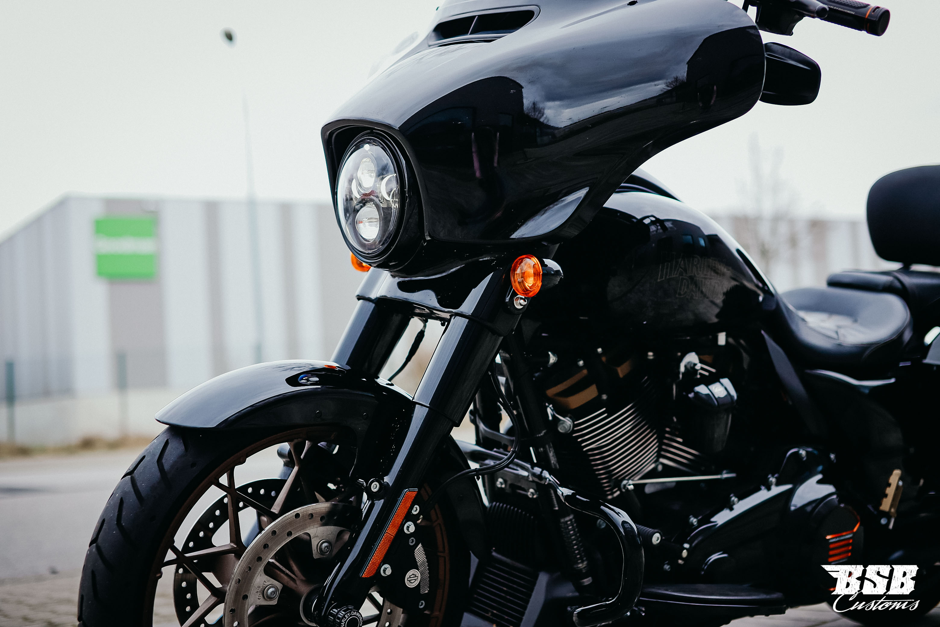 2023 Harley Davidson FLHXST Street Glide ST 117 CUI mit dezentem Umbau /// Werksgarantie // 4200 km 