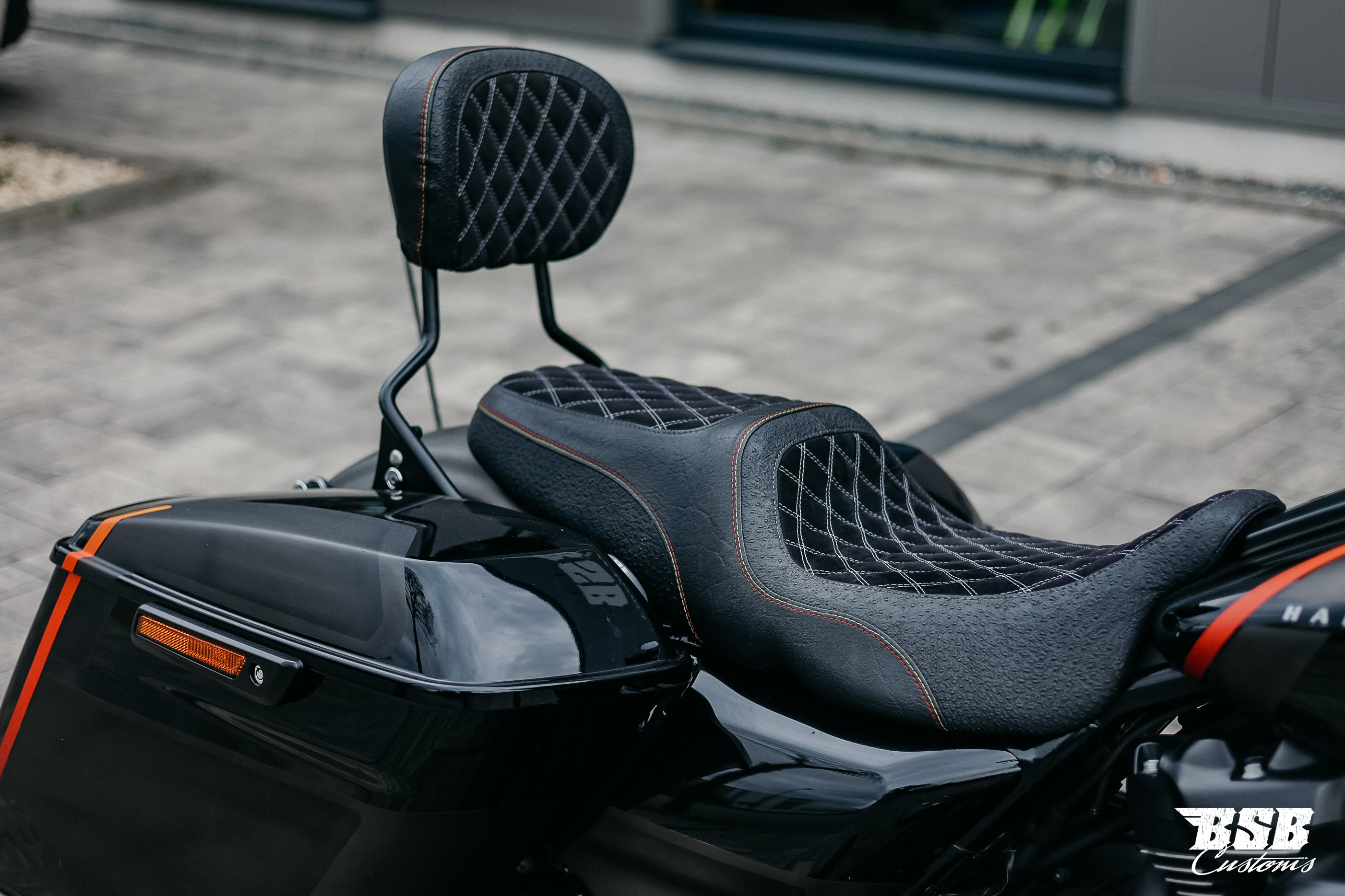 2018 FLTR ROAD GLIDE 107 CUI  mit Jekill&Hyde Anlage // Airride // Airbrush // Garantie 