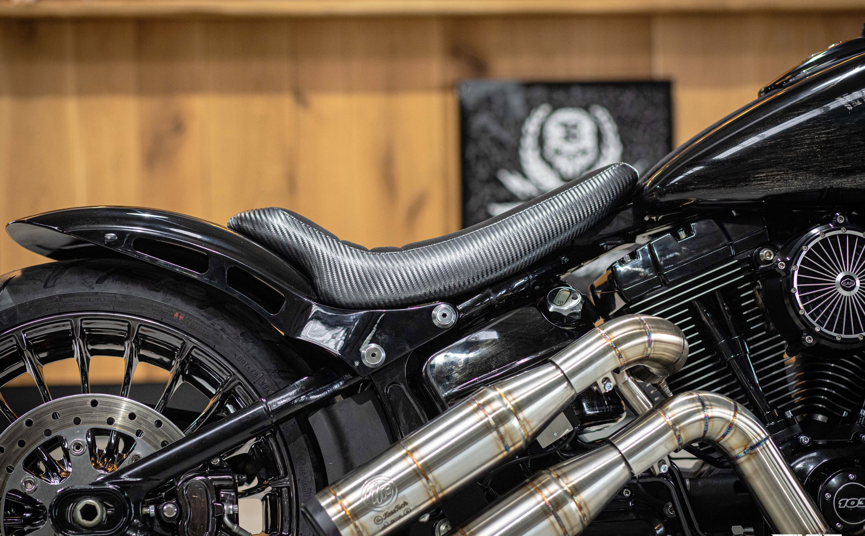 Gabeln und Stossdämpfer fuer Motorrad Harley-Davidson Bobber + Choppe