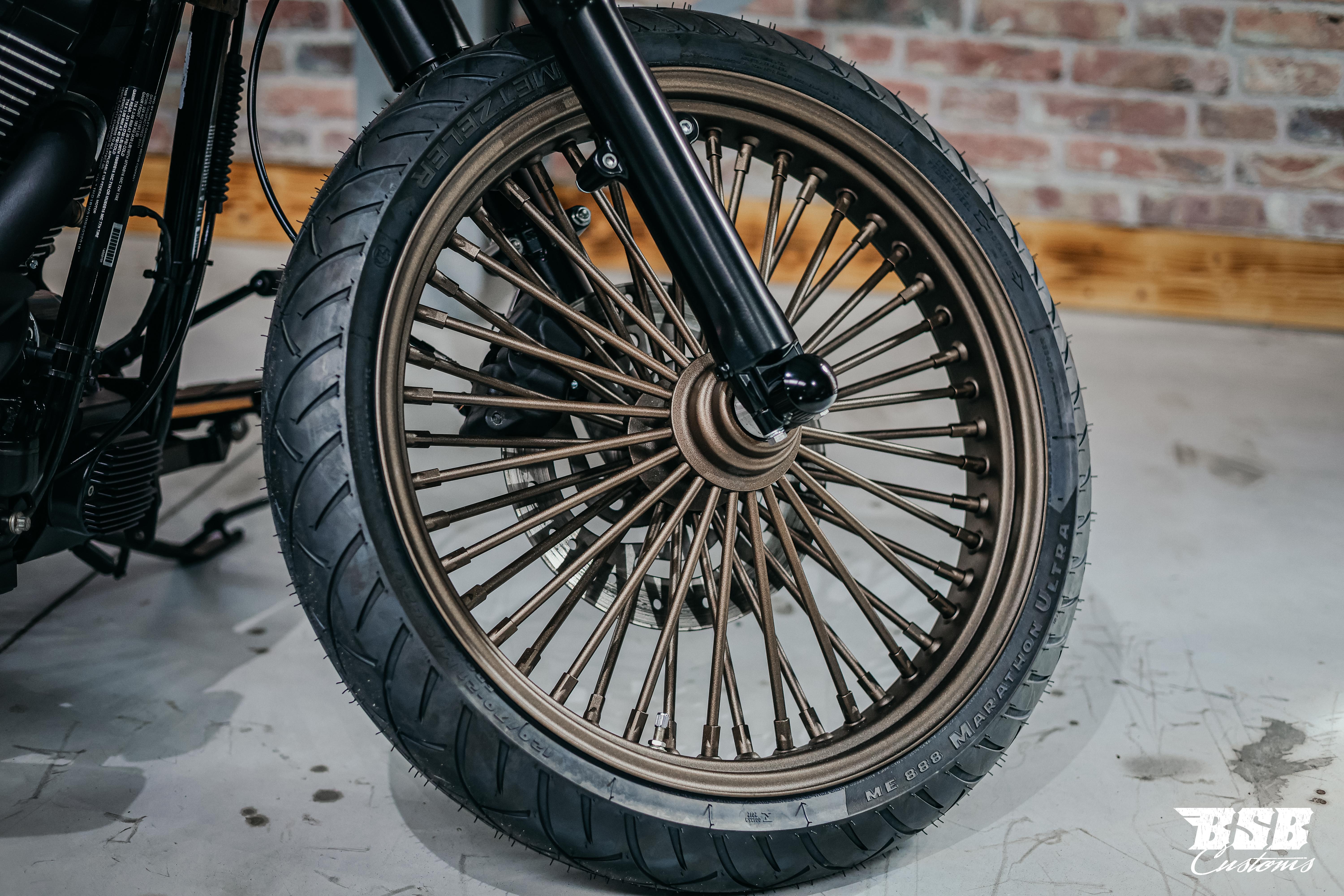 2011 Harley Davidson FLSTC Heritage Softail,viele Extras wie Jekil&Hyde / FAT SPOKE / Airbrush / Ape Hanger ...  Finanzierung möglich 