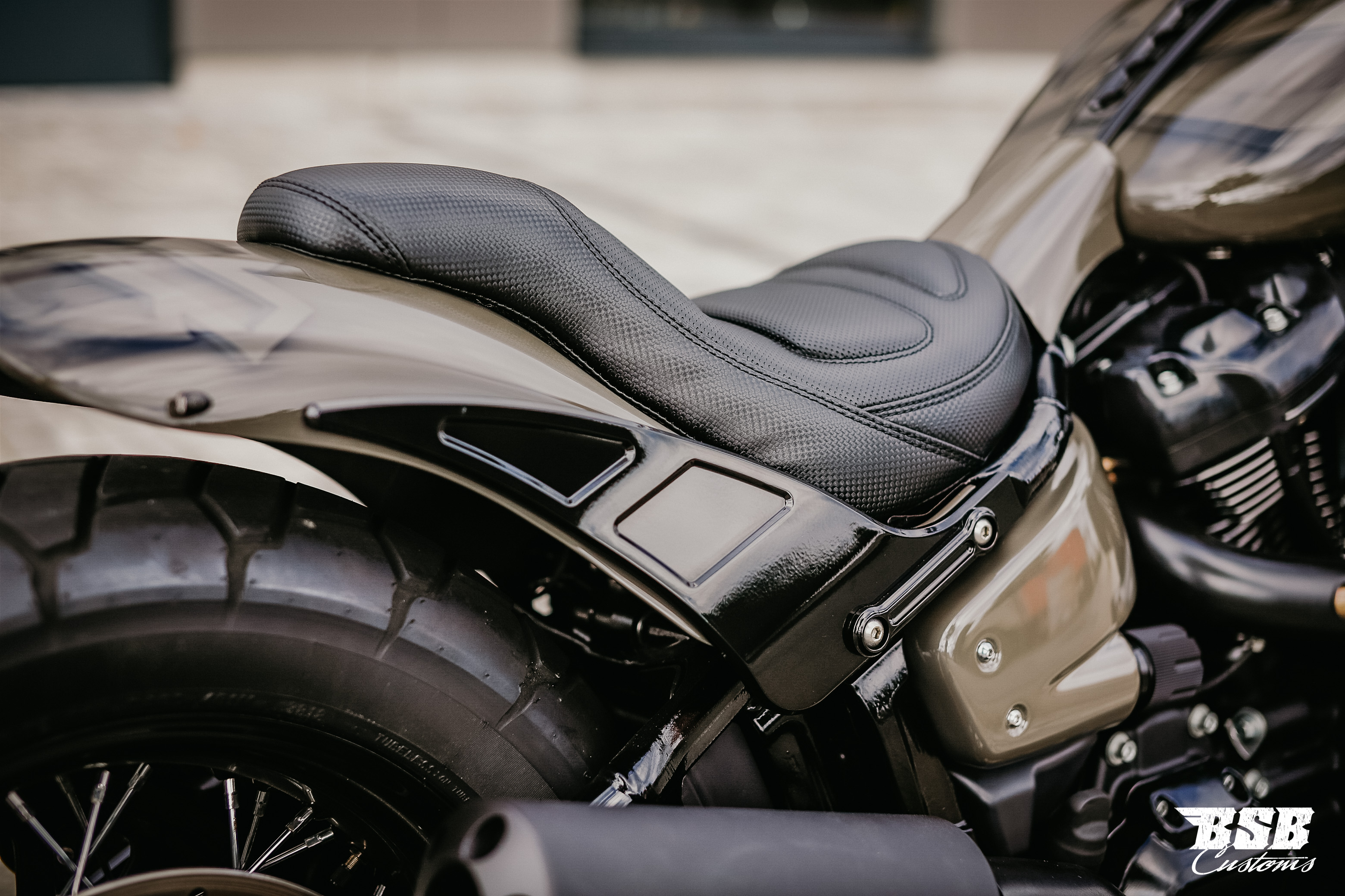 HARLEY-DAVIDSON M8 FXBB HECKFENDER "BOBBSTR" 2018-2023 FÜR 180-200 BREITREIFEN mit Gutachten !!!