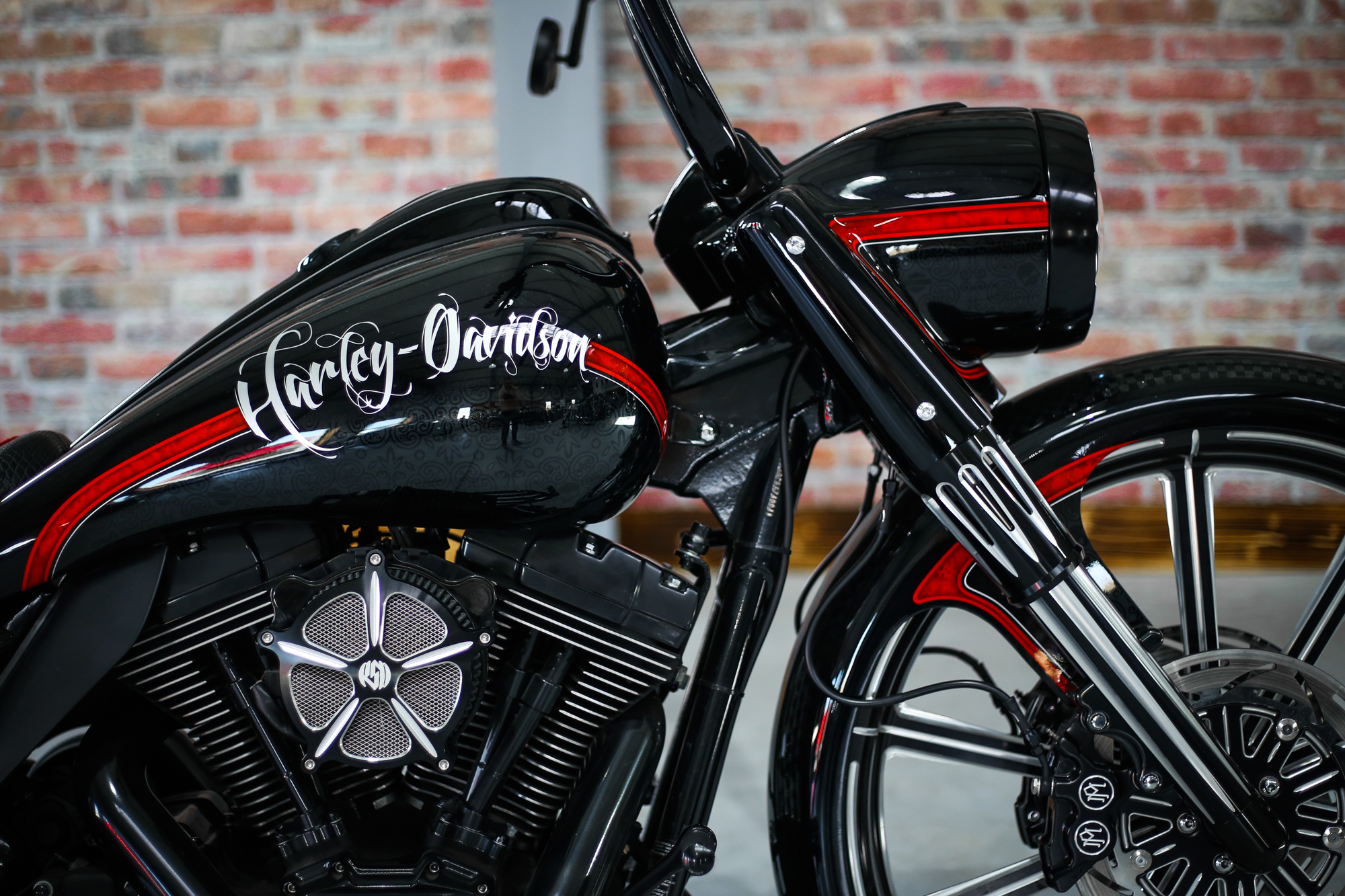 Gabelhülsen Gabelcover Harley Davidson Touring ab 2014-2020 Edge Cut Alu Hülsen
