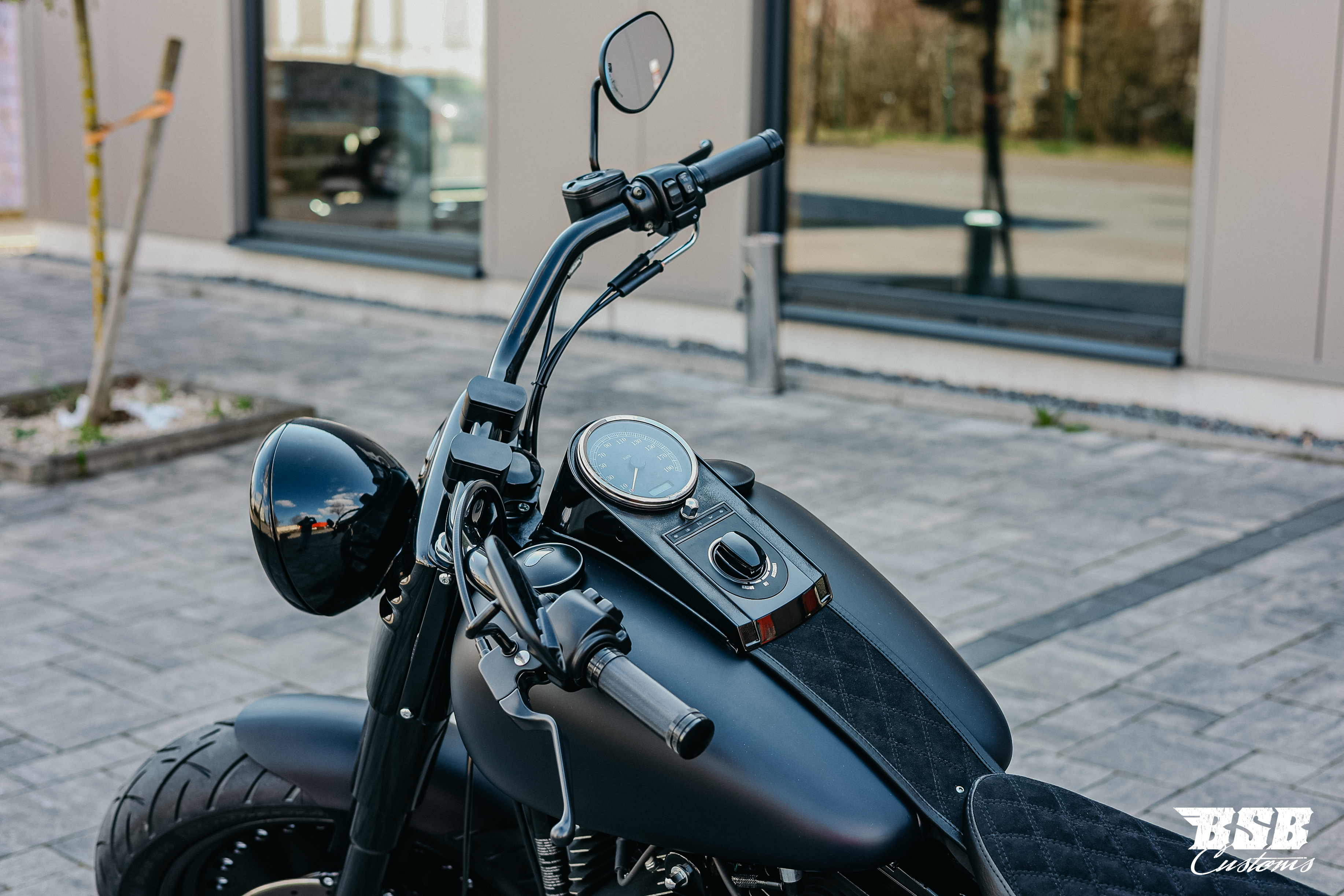 2013 Harley Davidson FLSTF FAT BOY Spezial // 103 CUI Mega-Umbau  ///  Finanzierung ab 5,99% möglich  ab 300 eur / mtl.